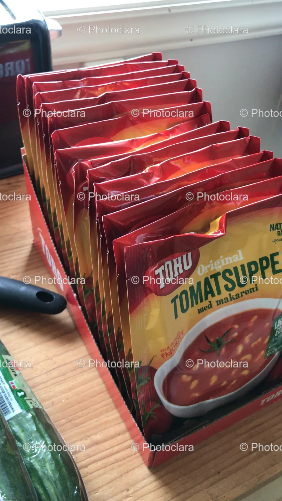 group-of-soup-packets.jpg