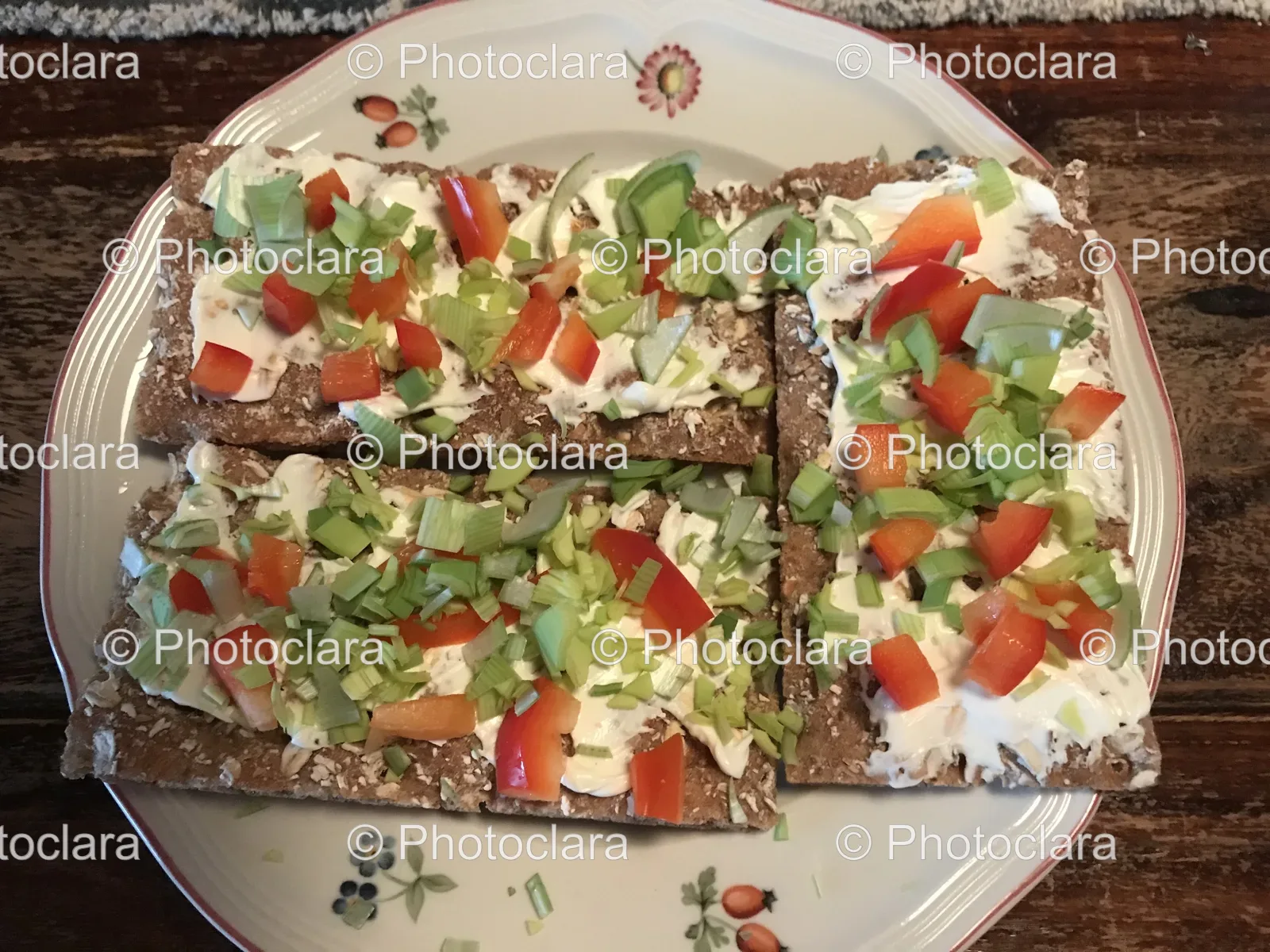 Exquisite-Plate-of-Appetizing-Food.jpg