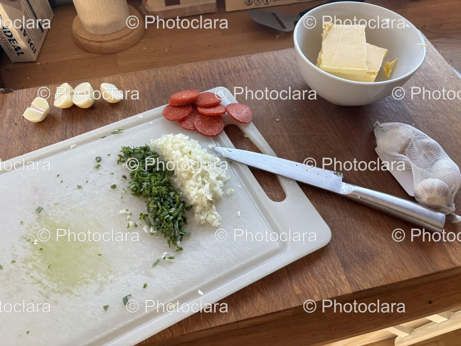 Flatbrod-Preparation-Cutting-Board.jpg