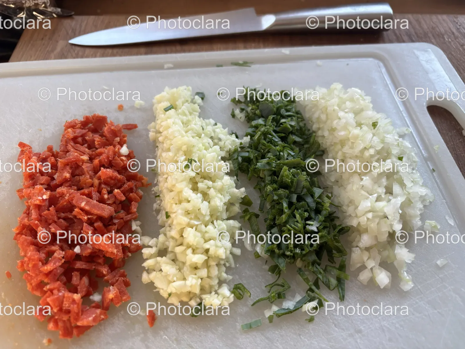 Vibrant-Chopped-Vegetables-Cutting-Board.jpg