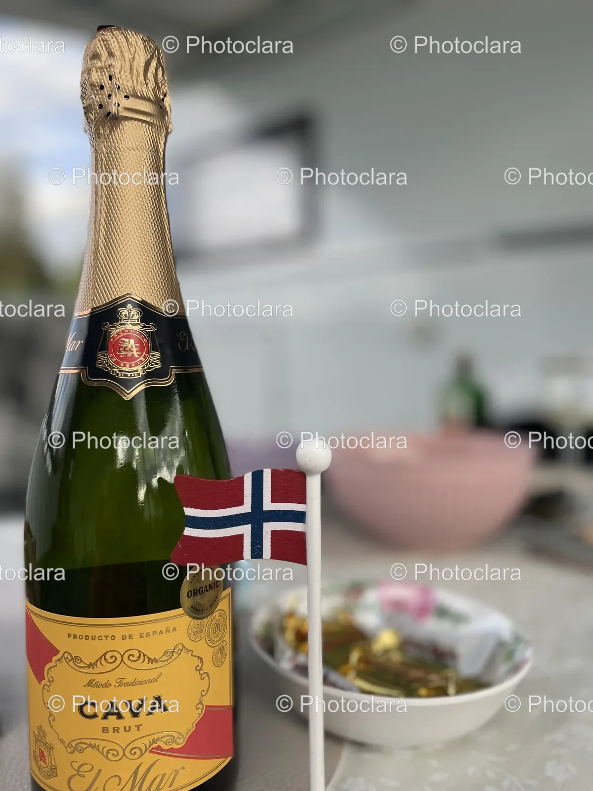 Champagne-Bottle-Next-to-Bowl-of-Candy.jpg