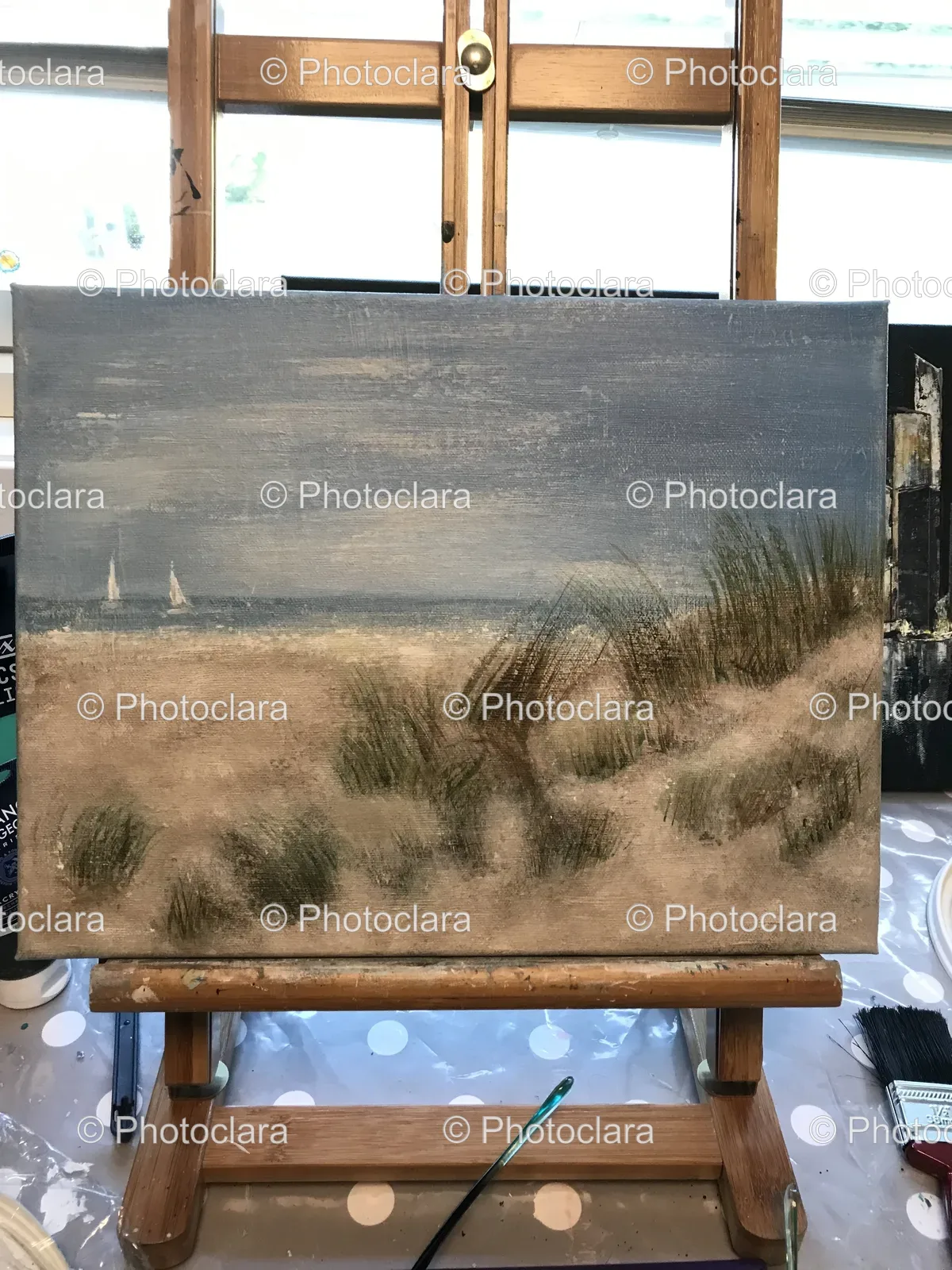 painting-on-easel-outdoor-art.jpg