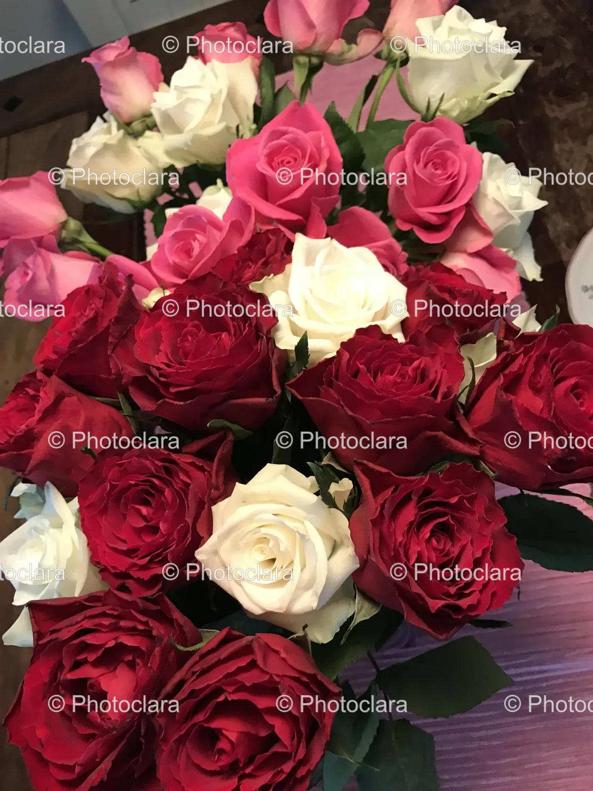 Elegant-Bouquet-of-Roses-on-a-Table.jpg