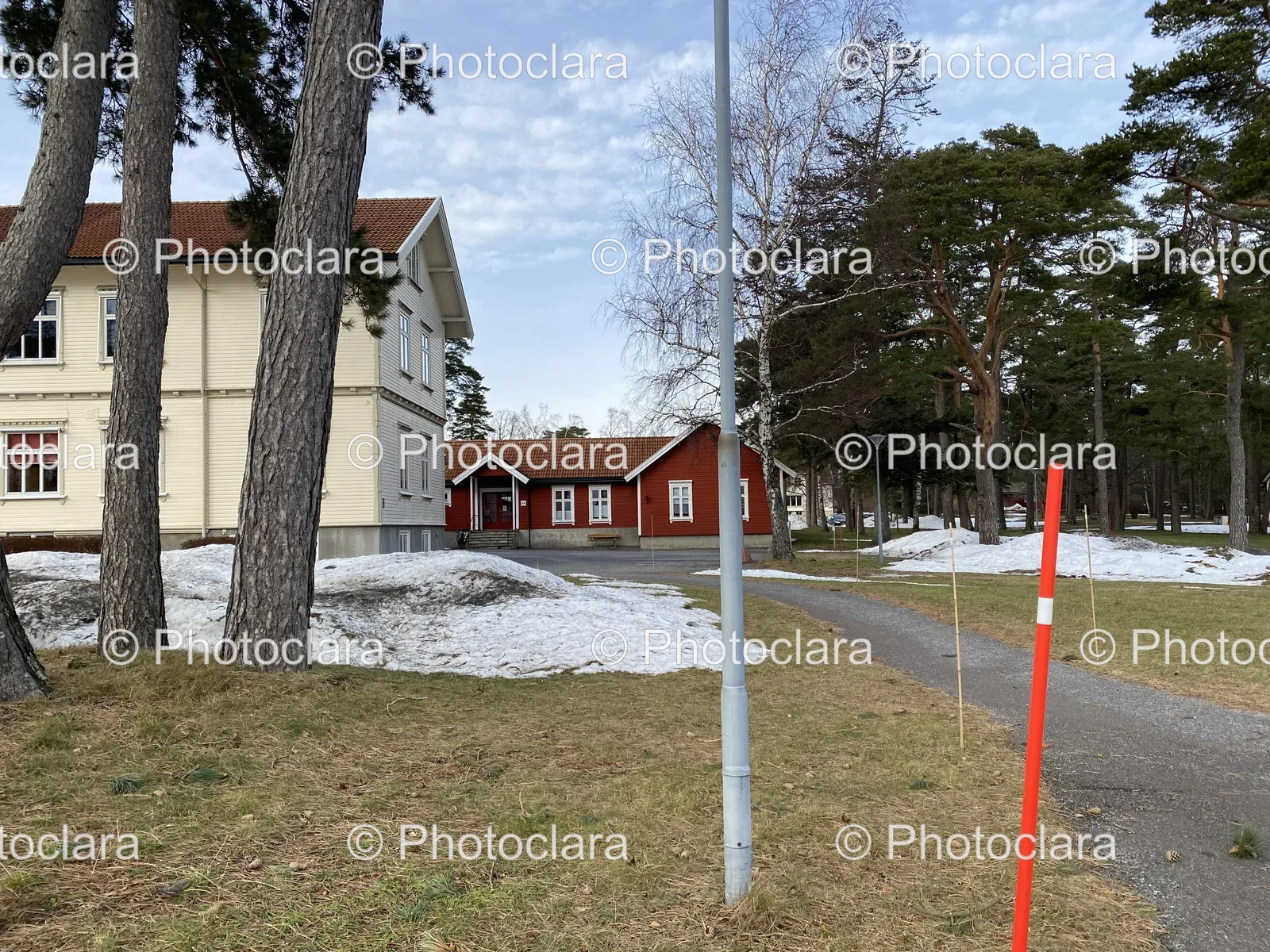 Street-Sign-in-Front-of-House.jpg