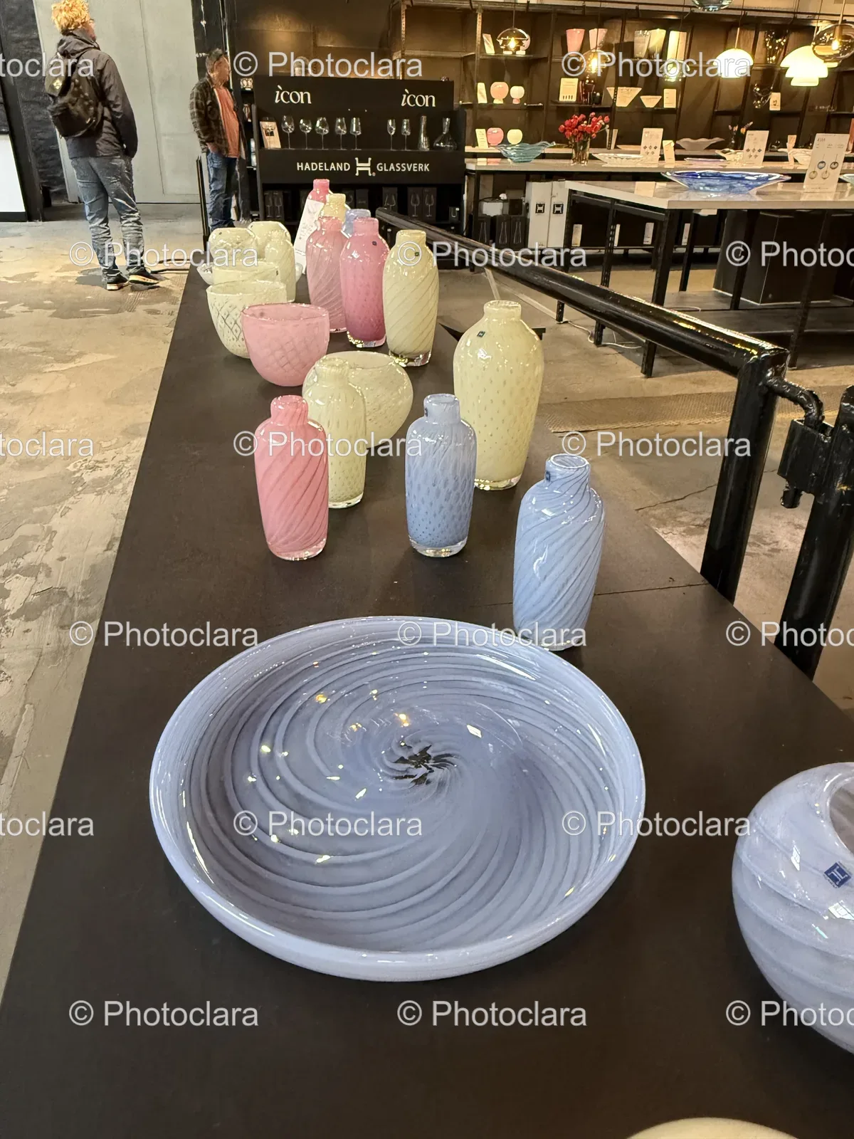 Elegant-Vases-and-Plates.jpg
