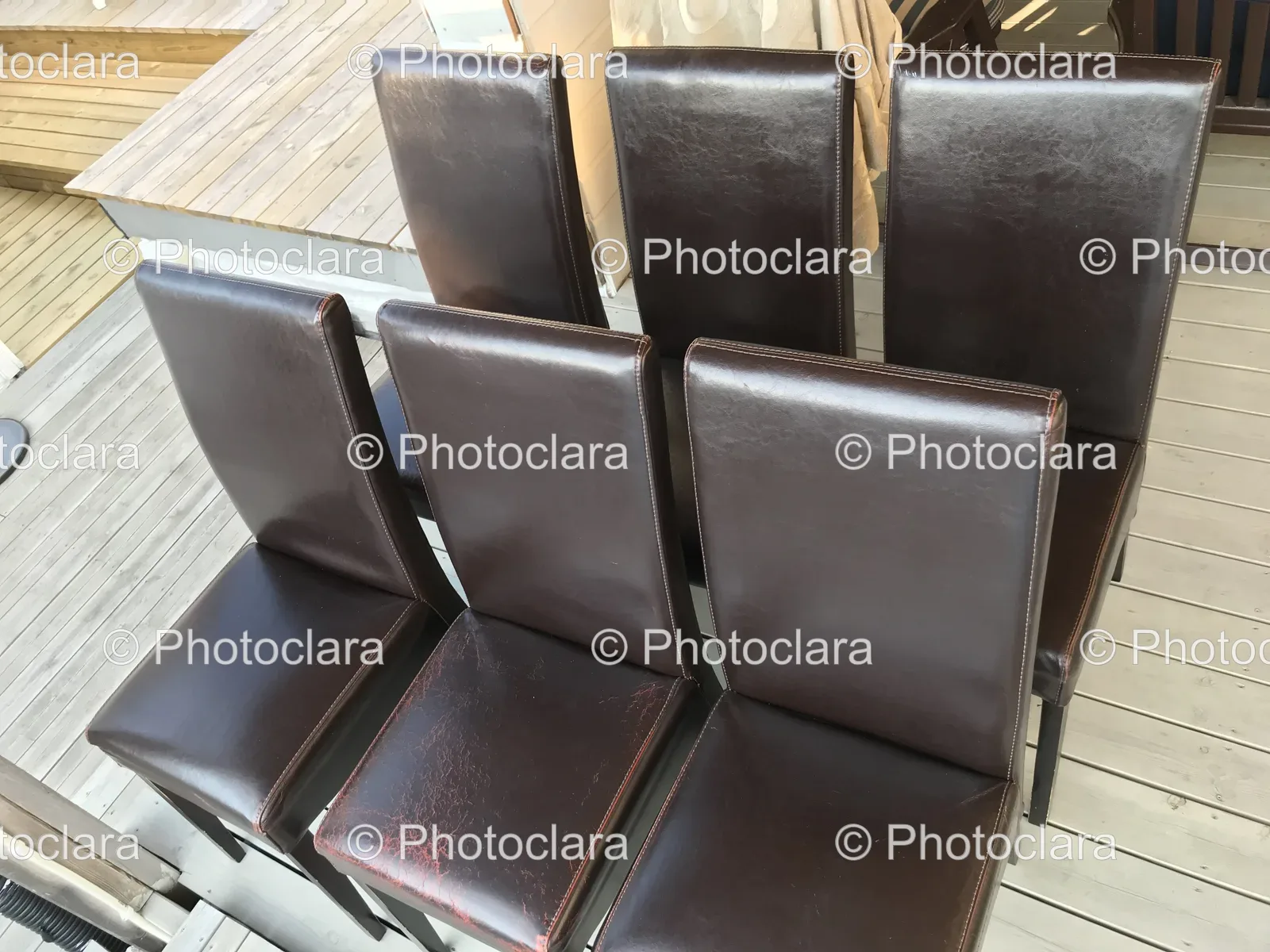Outdoor-Chairs-on-Deck.jpg
