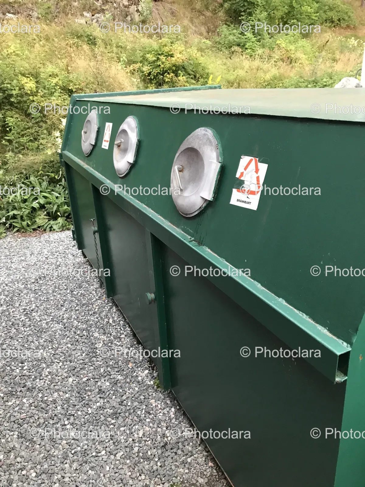 green-metal-container-flammable-waste-bin.jpg