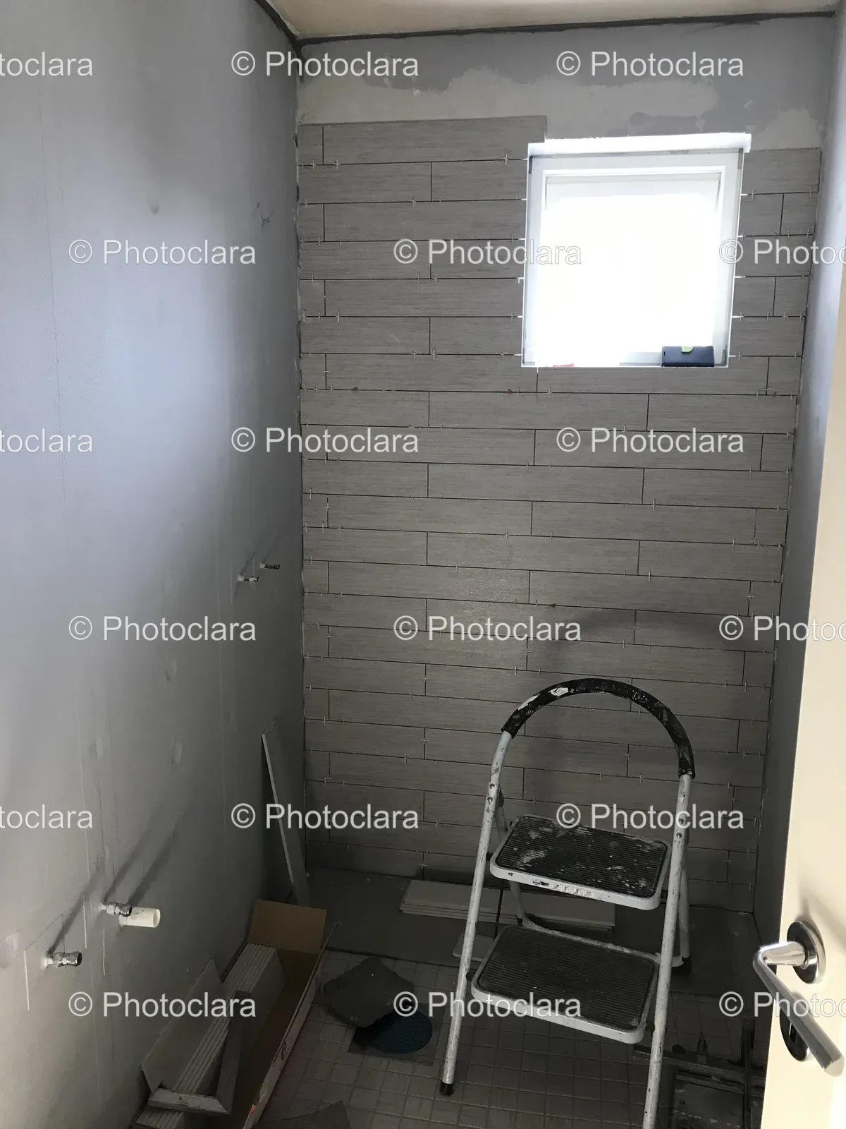 Ladder-in-Abandoned-Room.jpg