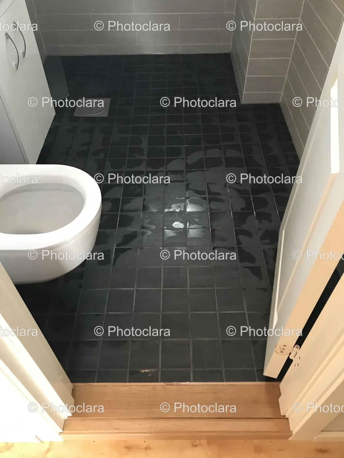 clean-and-modern-bathroom.jpg