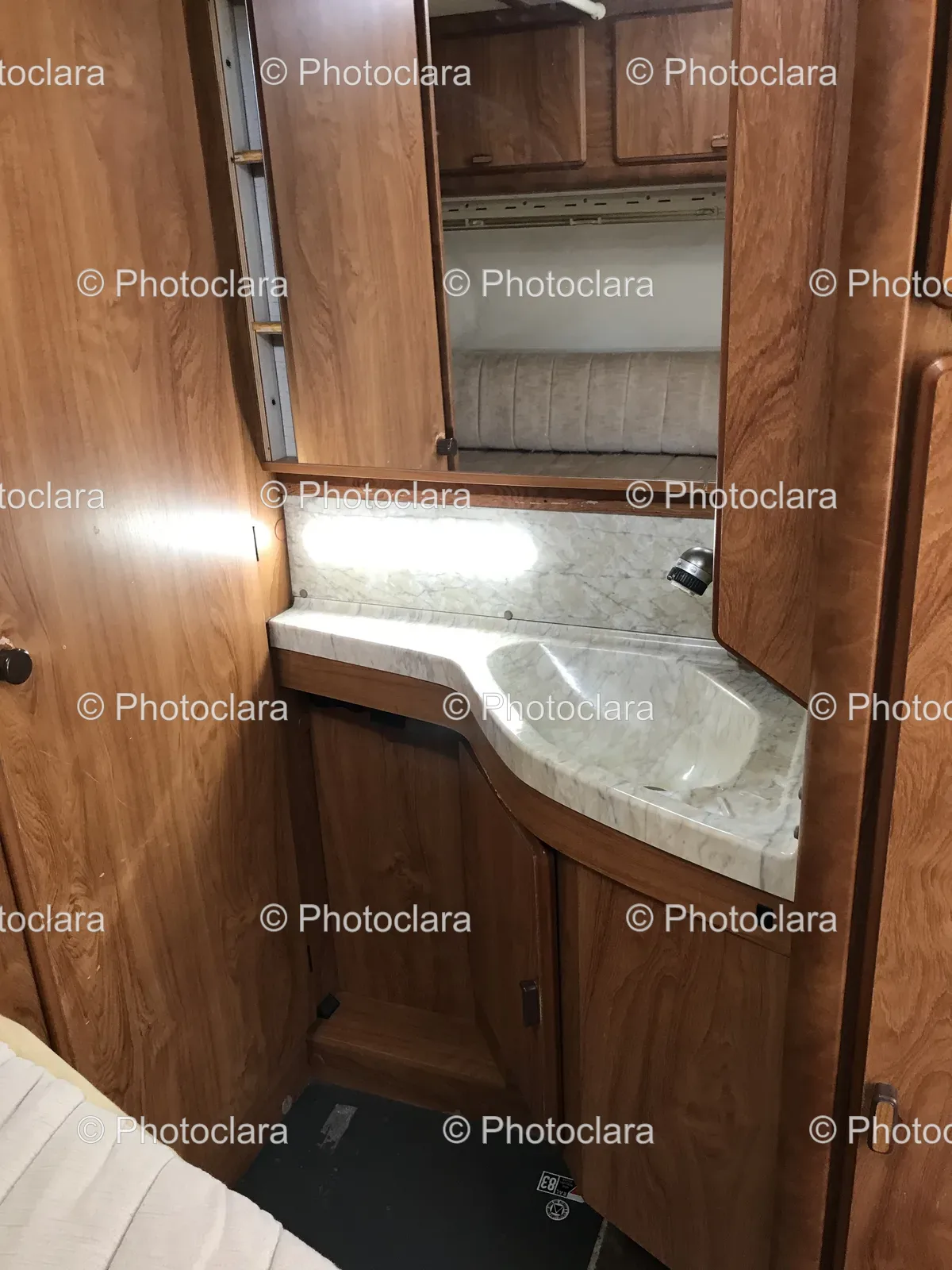 Modern-Bathroom-with-Sink-and-Cabinets.jpg