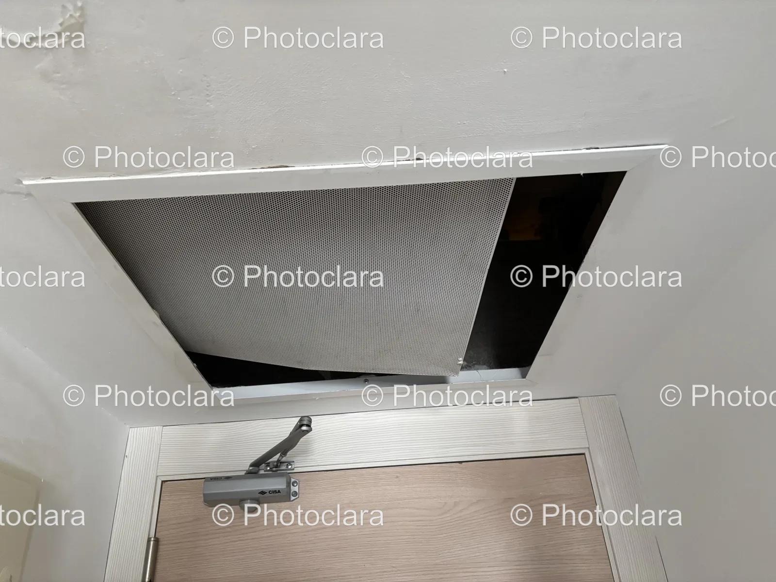Mysterious-Doorway-Indoor-Bathroom.jpg