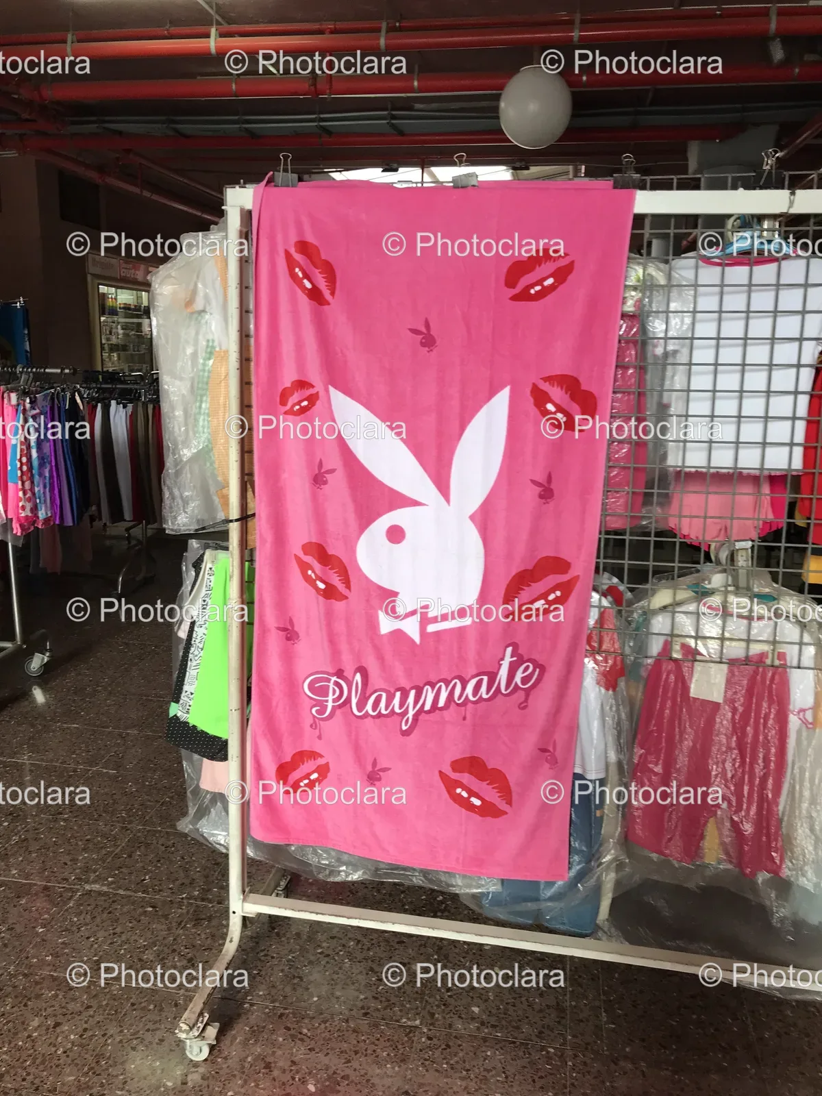 pink-towel-on-rack.jpg