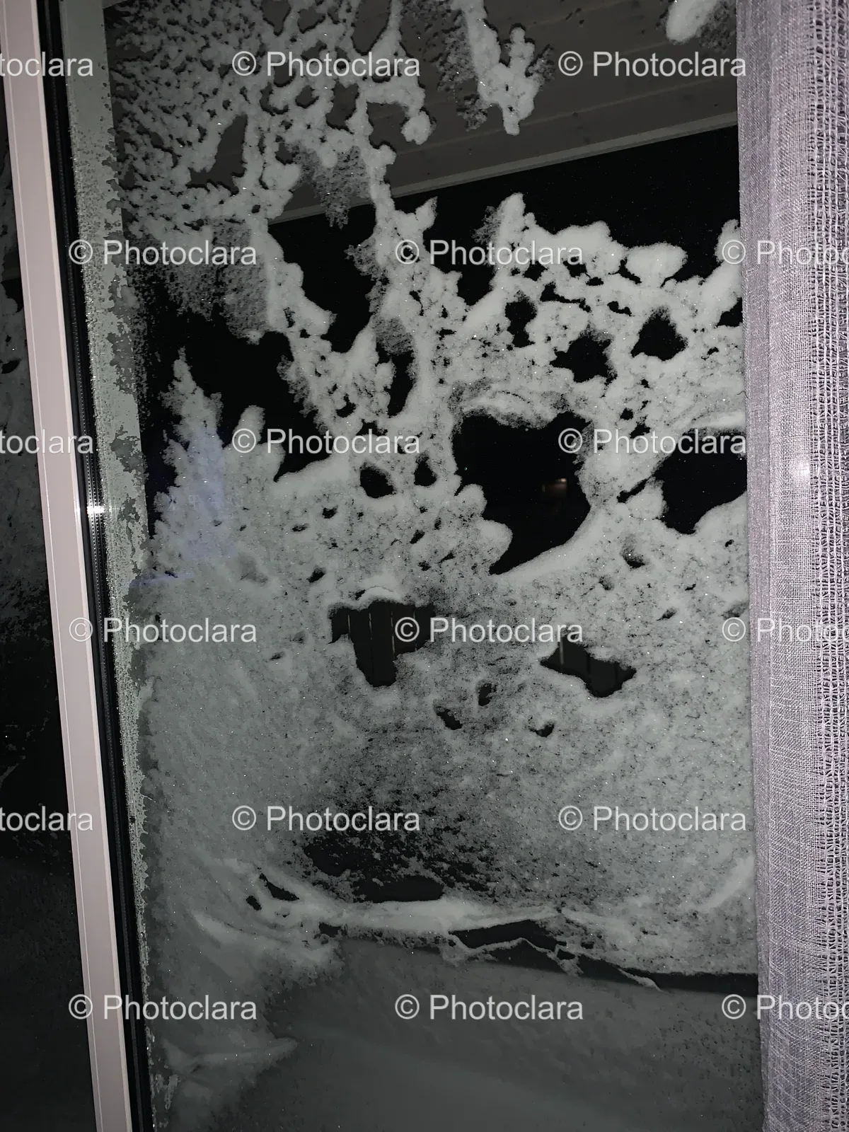 Snowy-Window-Scene.jpg