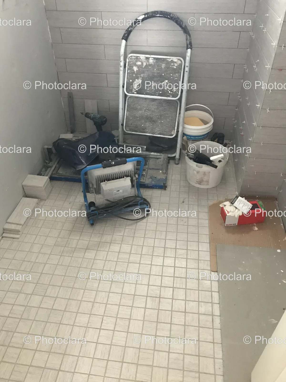 tools-and-ladder-in-a-room.jpg