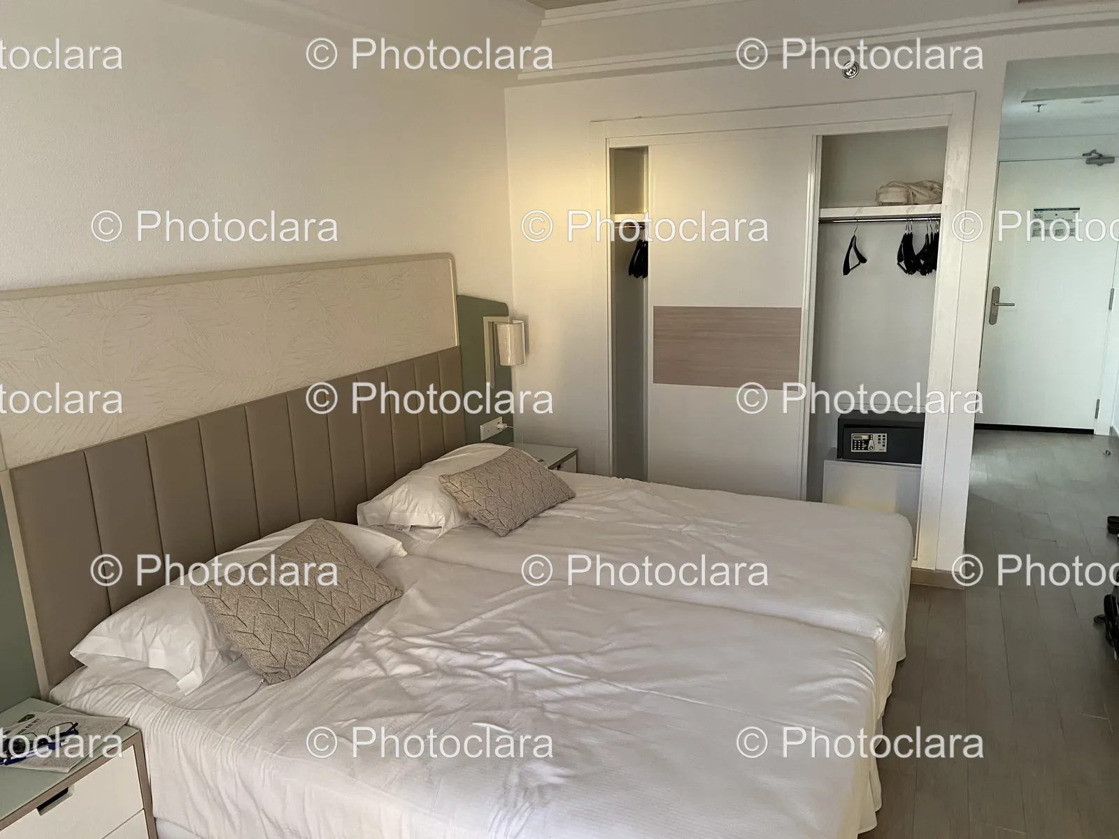 Cozy-Bedroom-with-Bed-and-Pillows.jpg