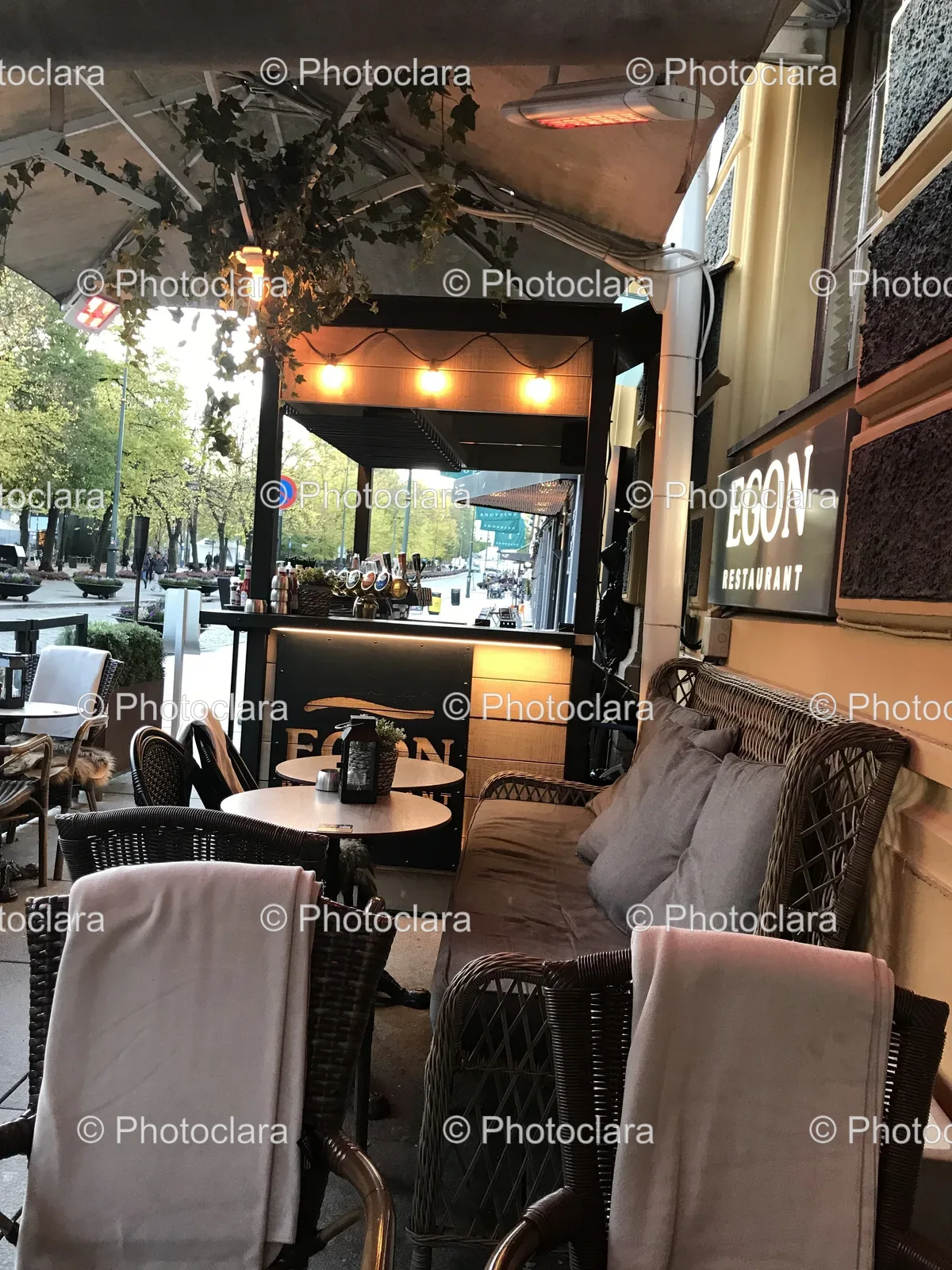 Charming-Restaurant-Interior-Couch-Tables.jpg