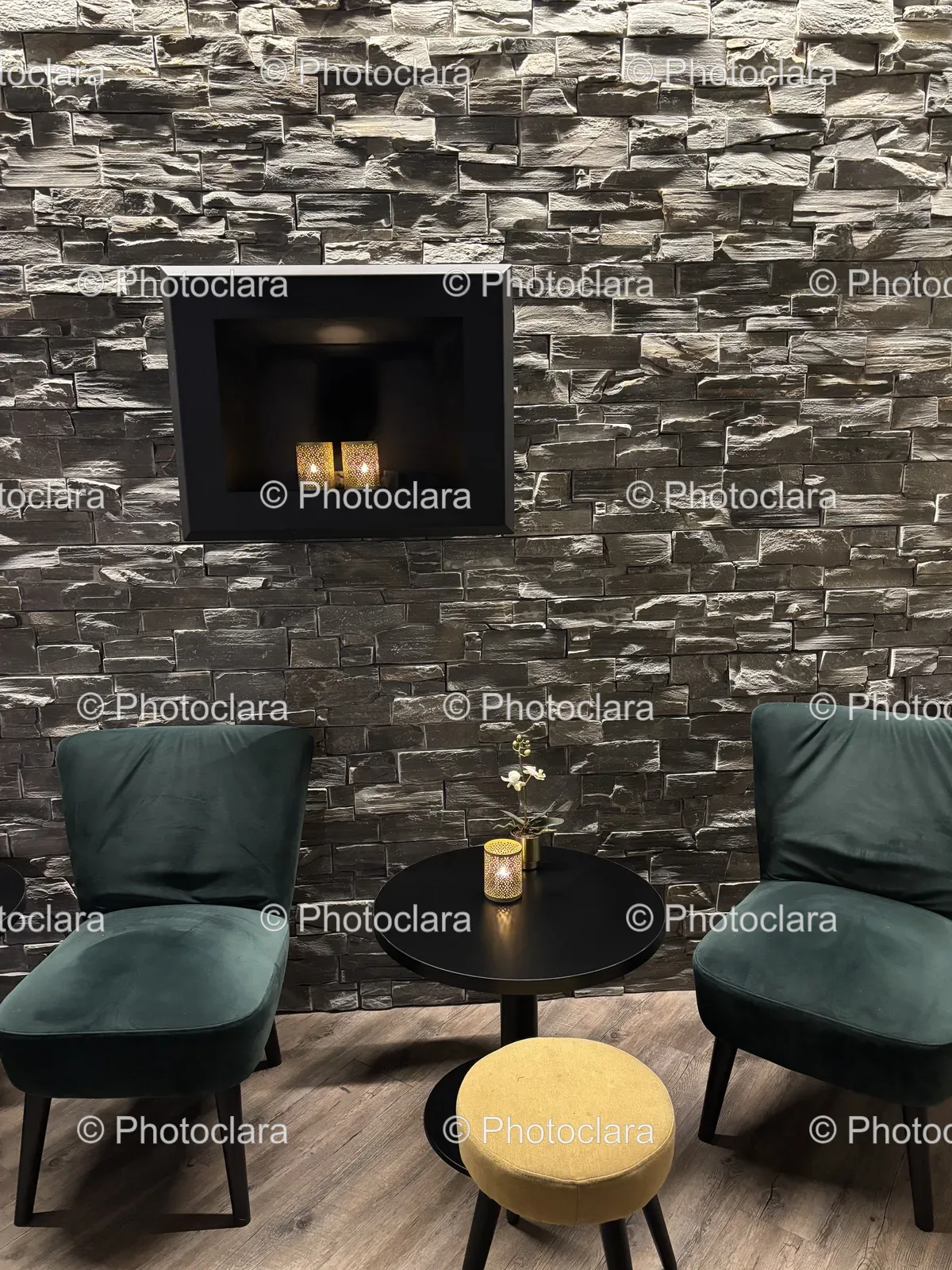Chic-Black-and-White-Brick-Interior-with-Twin-Chairs.jpg