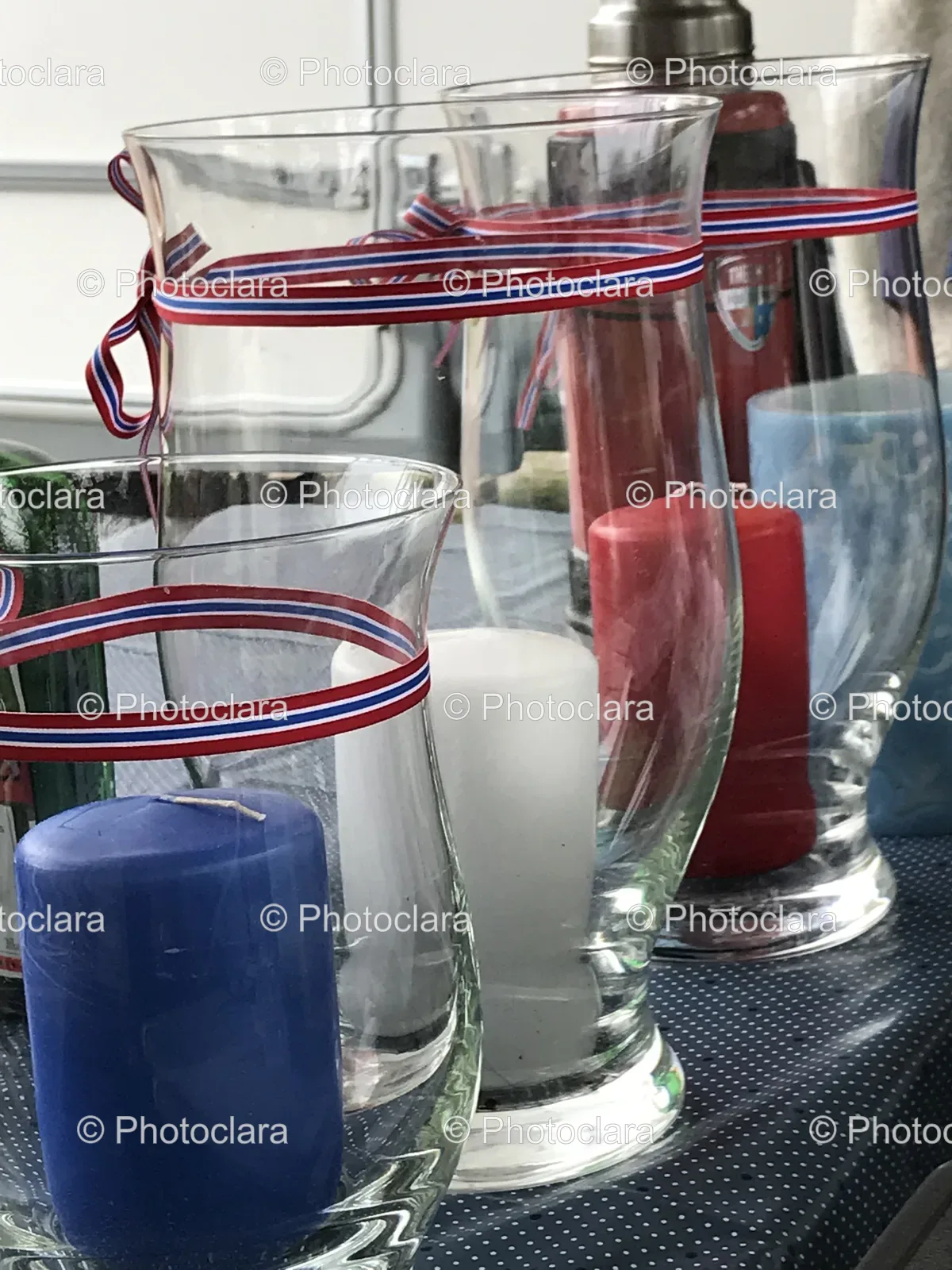 Glass-Vases-with-Candles.jpg