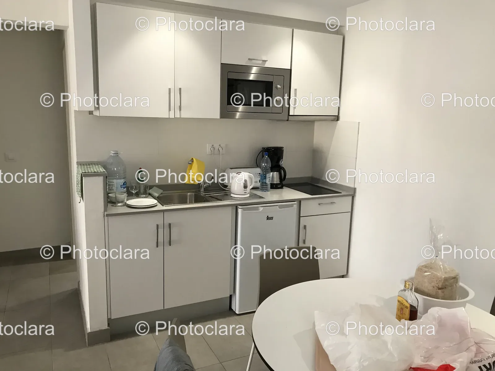 modern-kitchen-with-white-cabinets.jpg