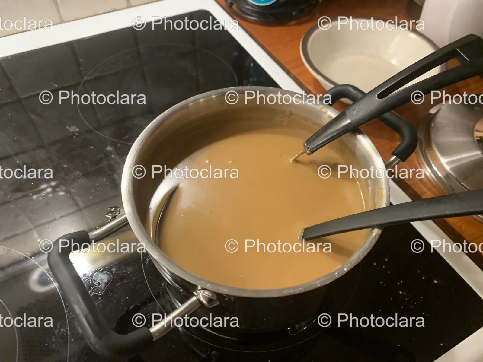 pot-brown-liquid-stove-kitchen.jpg