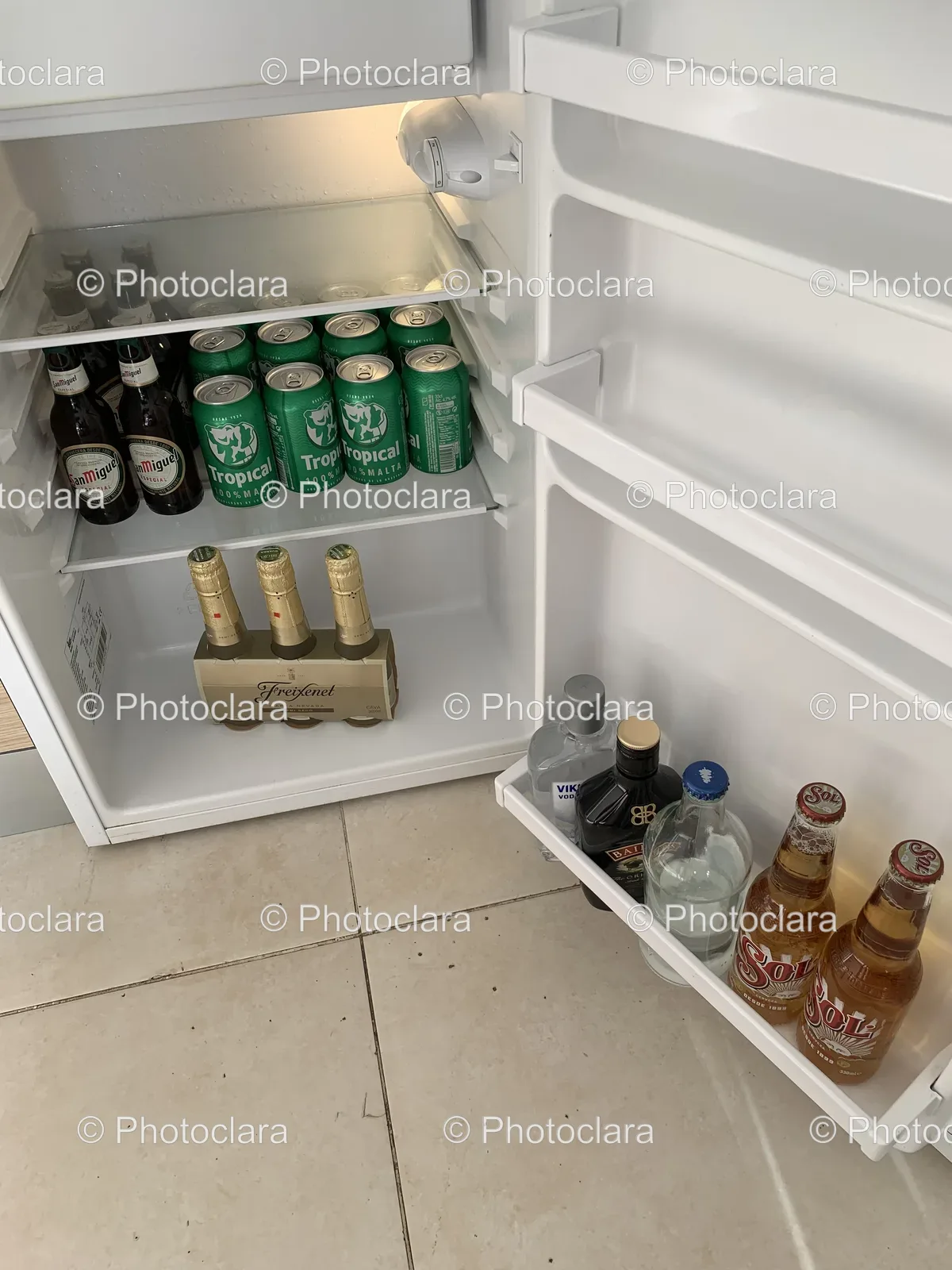 Refrigerator-Stocked-With-Beverages.jpg