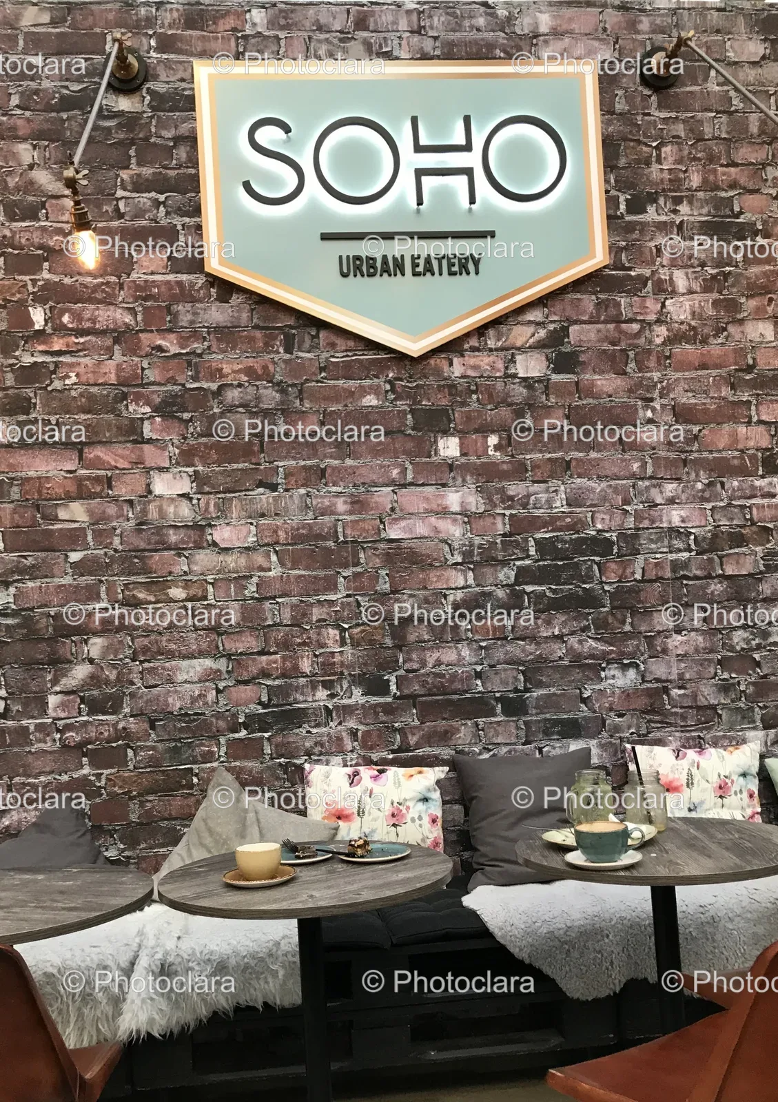 urban-eatery-sign-at-soho.jpg