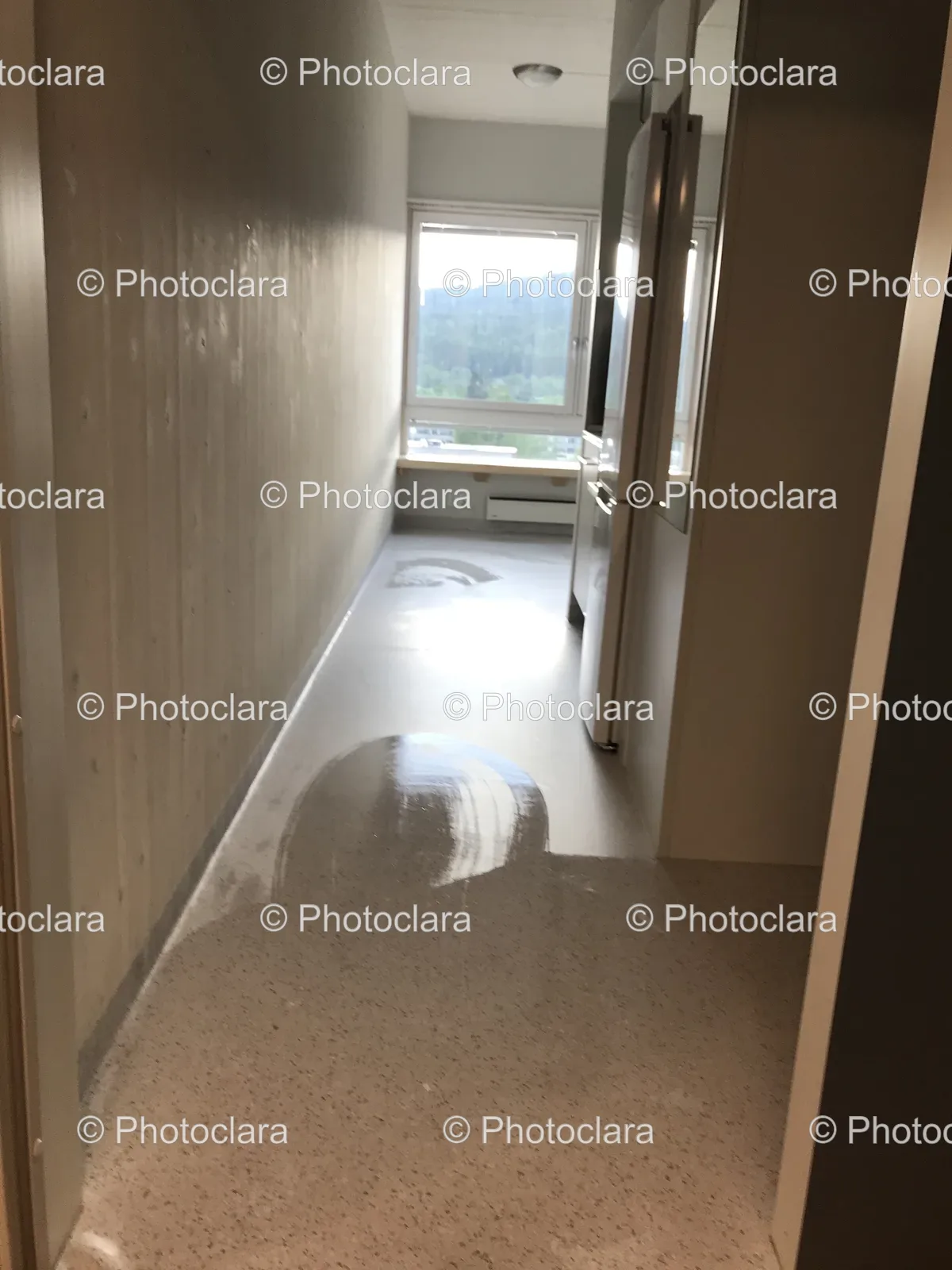 wet-floor-hallway.jpg