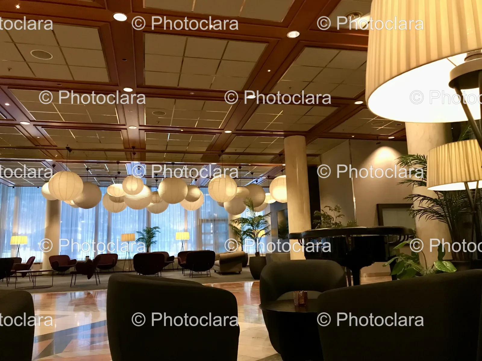 Elegant-Hotel-Lobby-with-Lantern-Ceiling.jpg