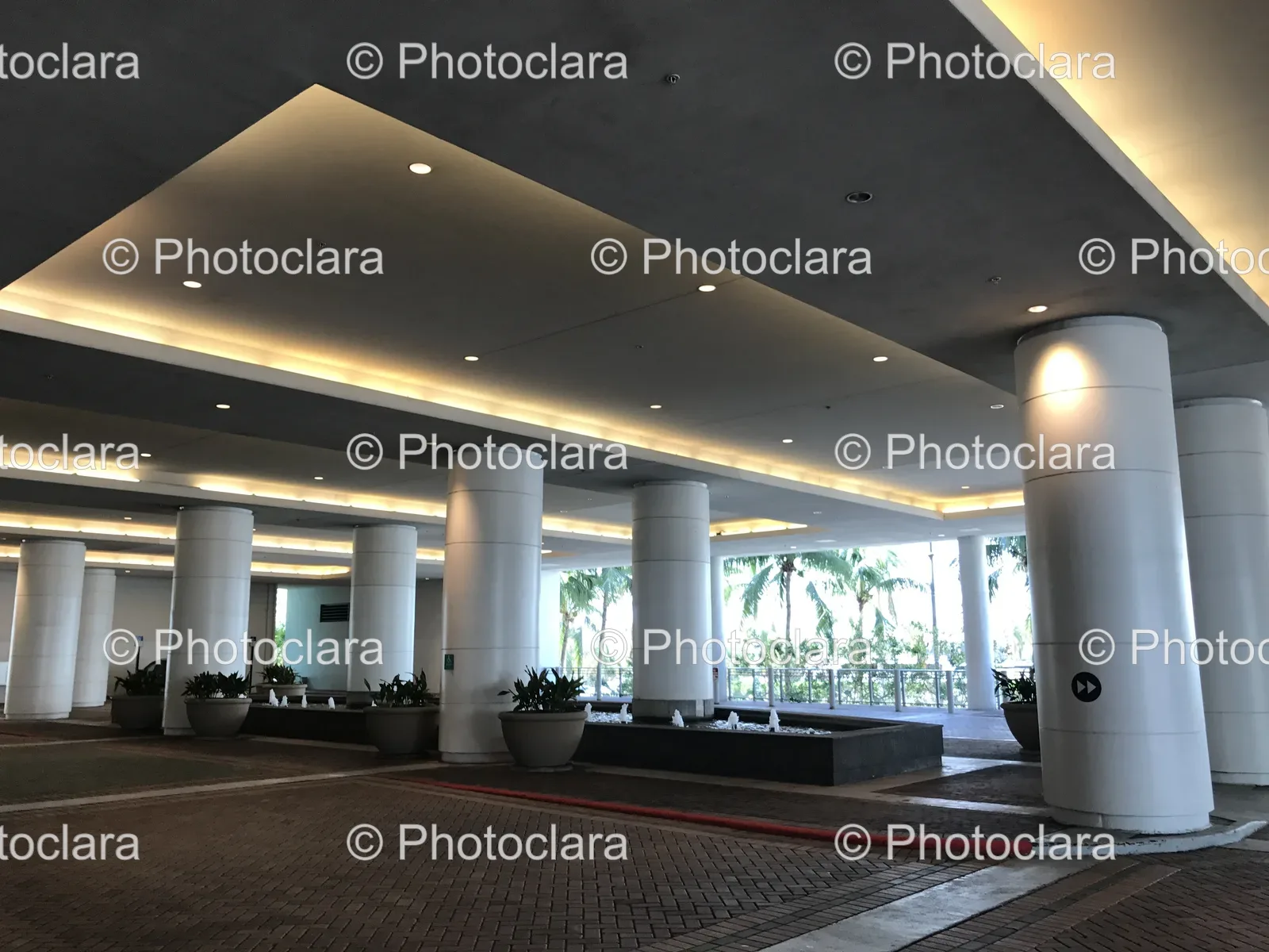 elegant-hotel-lobby-with-white-columns.jpg