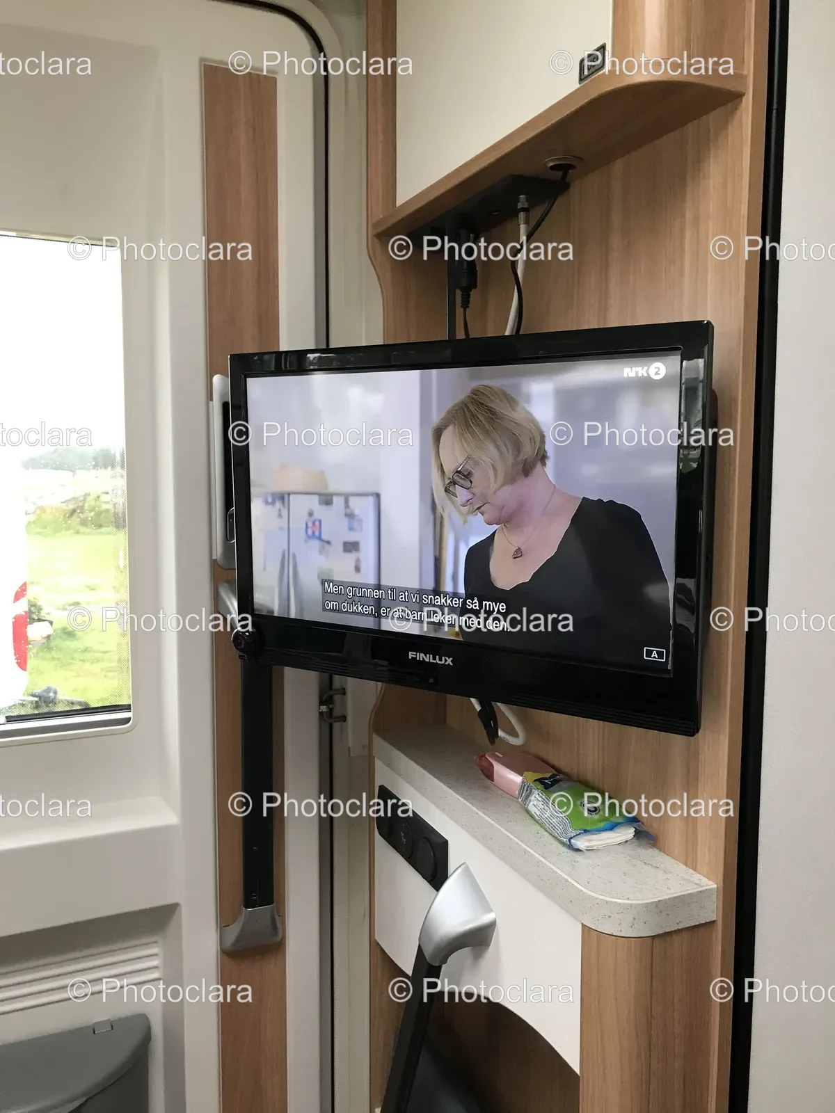 Modern-TV-Setup-in-Living-Room.jpg