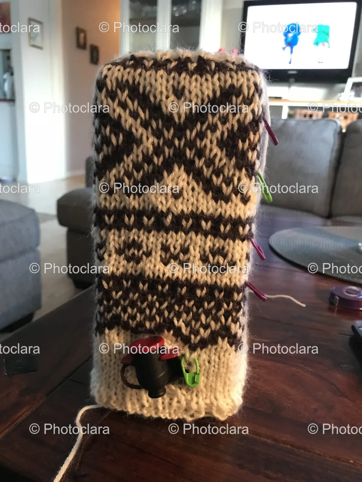 Knitted-Box-Needle-Thread-Living-Room.jpg