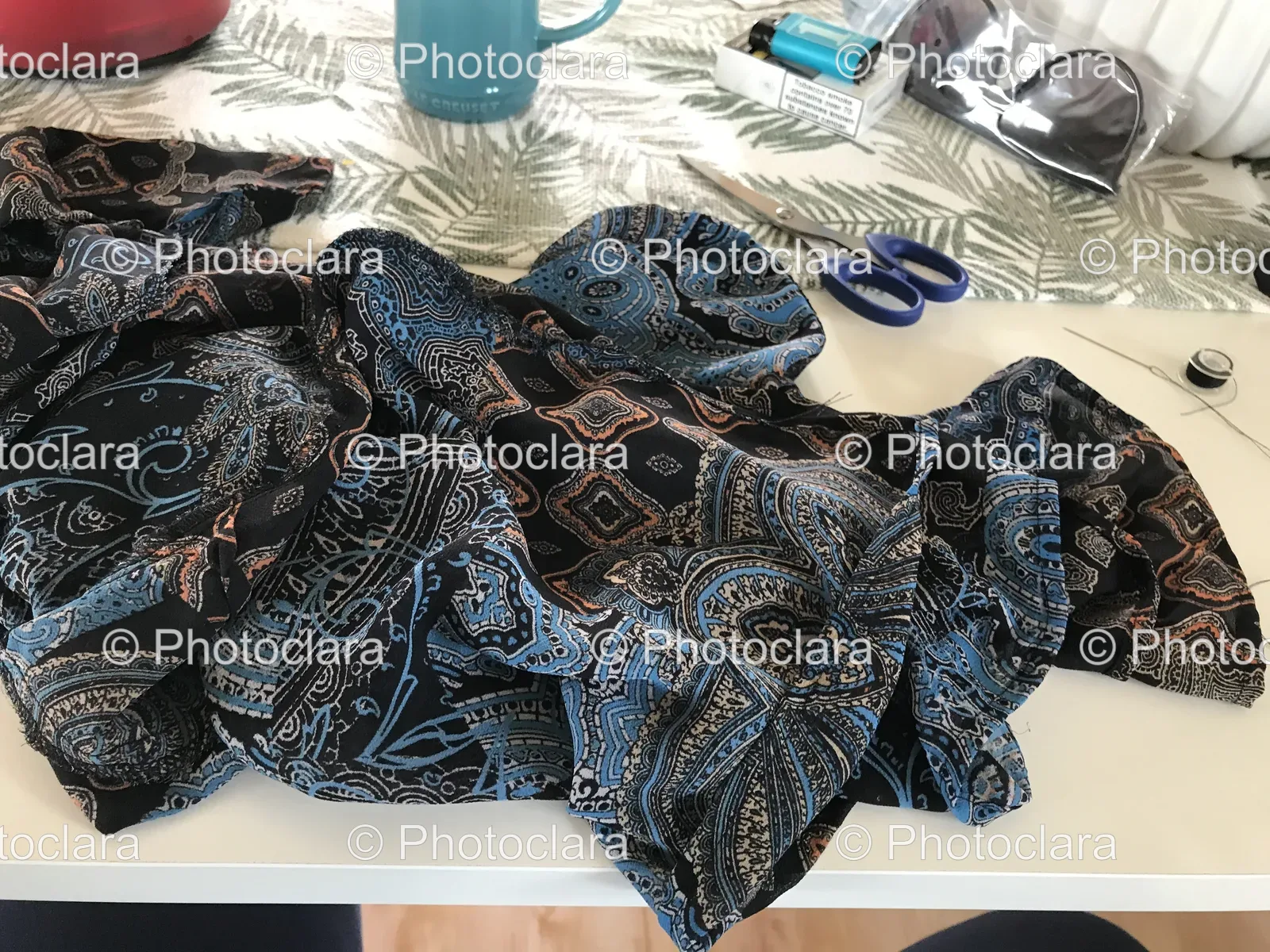 Fabric-on-Table-with-CREUSET-Text.jpg