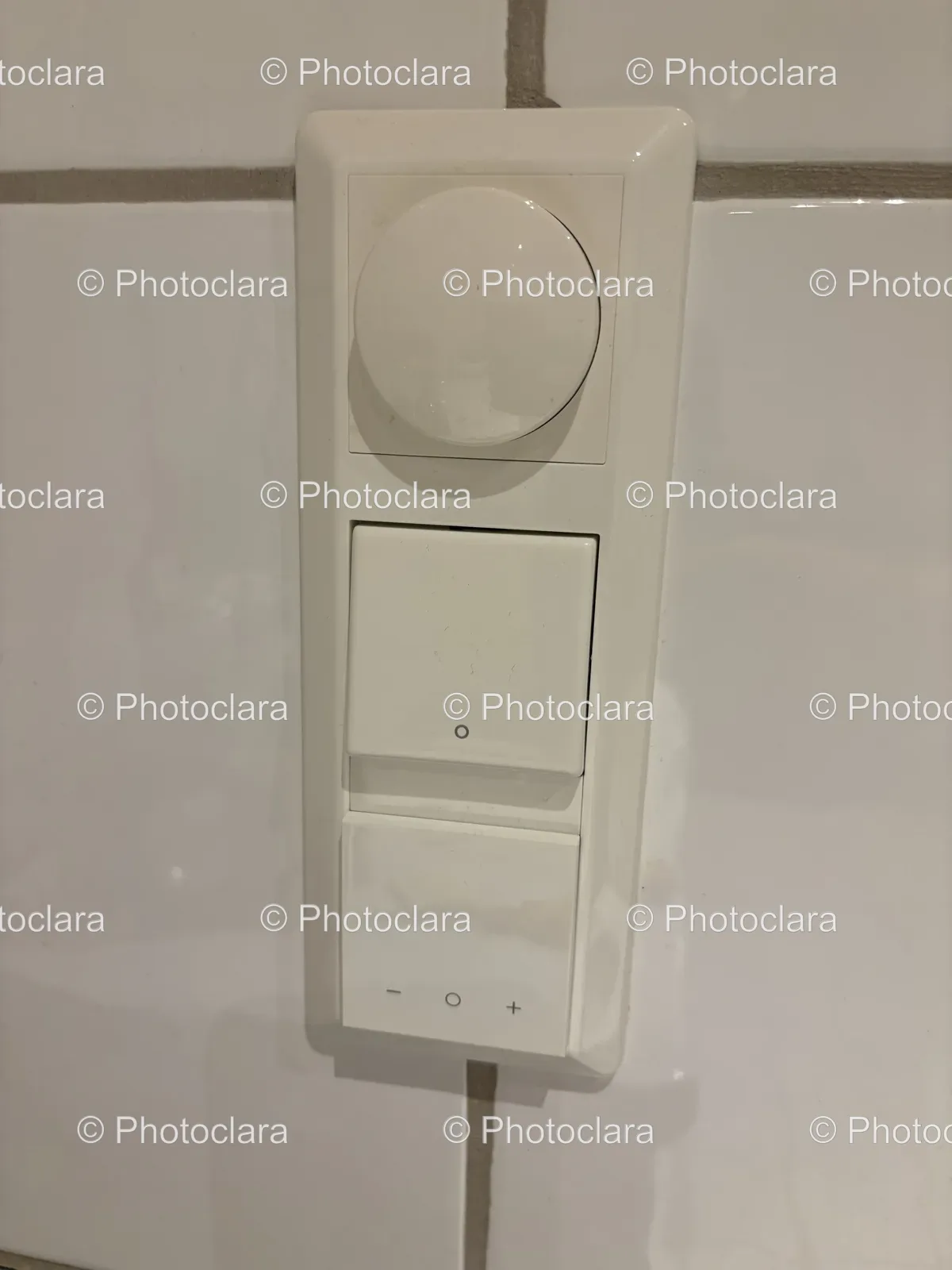 White-Rectangular-Object-with-Round-Object.jpg