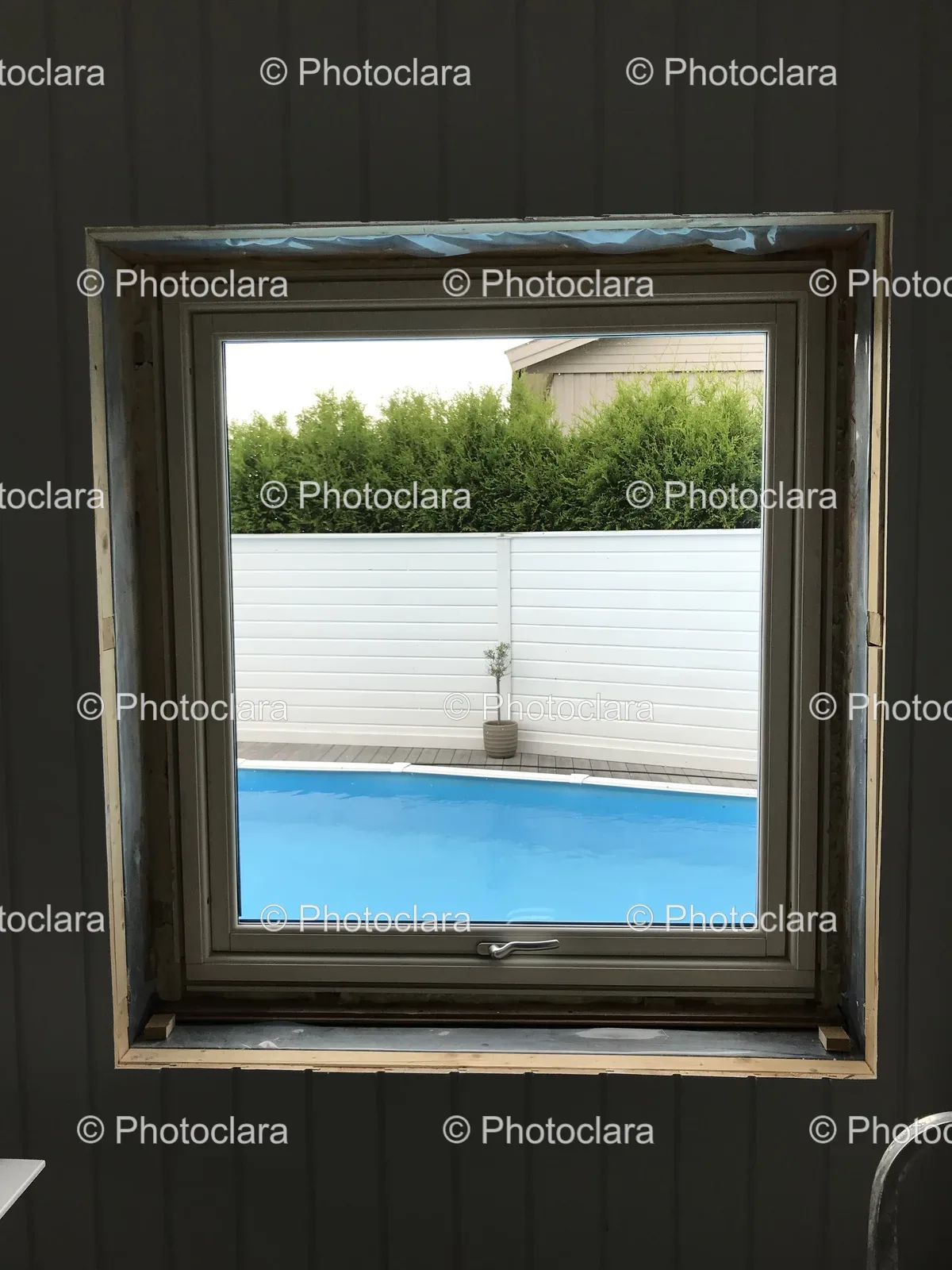 window-overlooking-outdoor-pool.jpg
