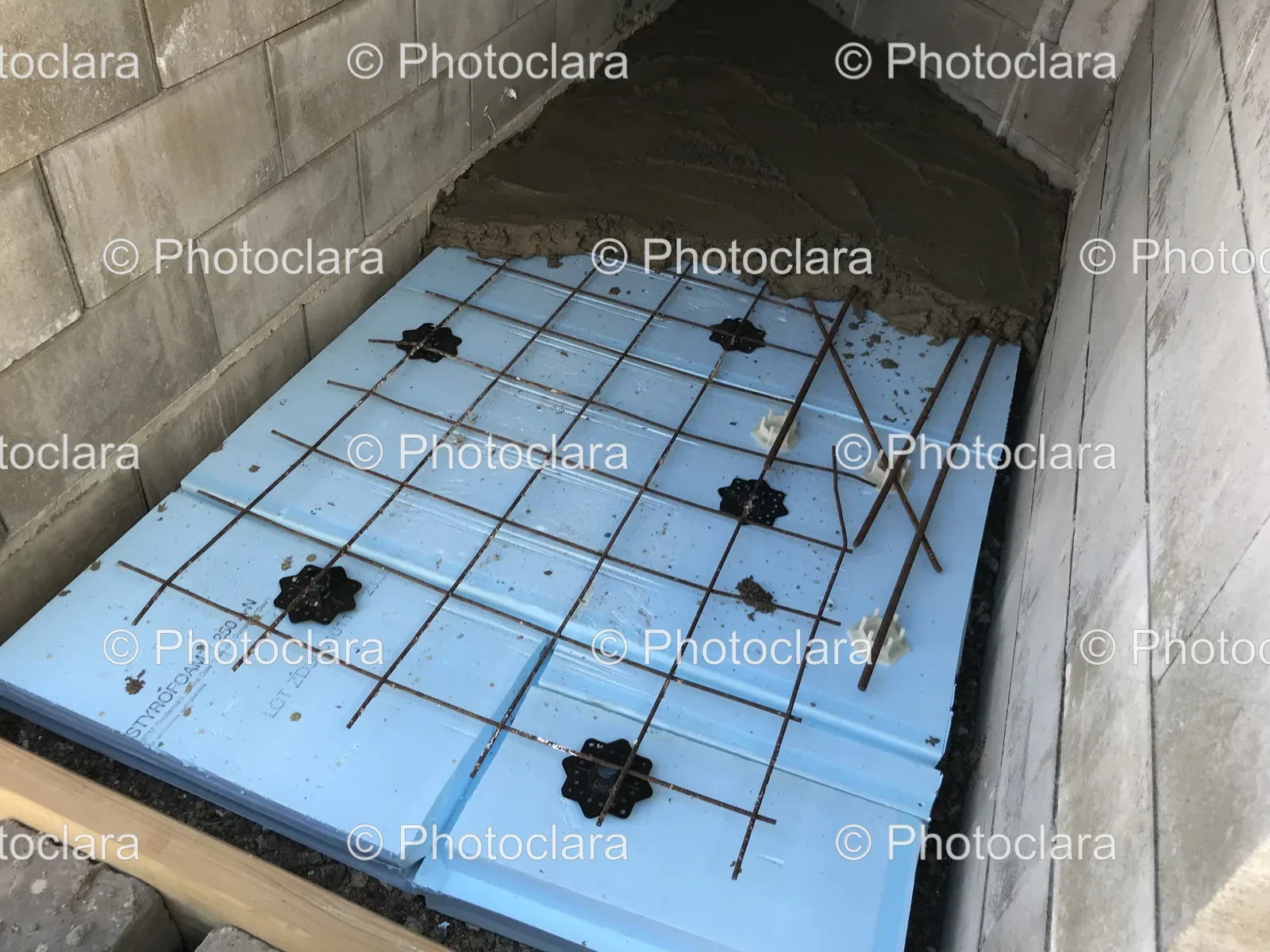 Concrete-Slab-Metal-Bars-Cement-Construction.jpg