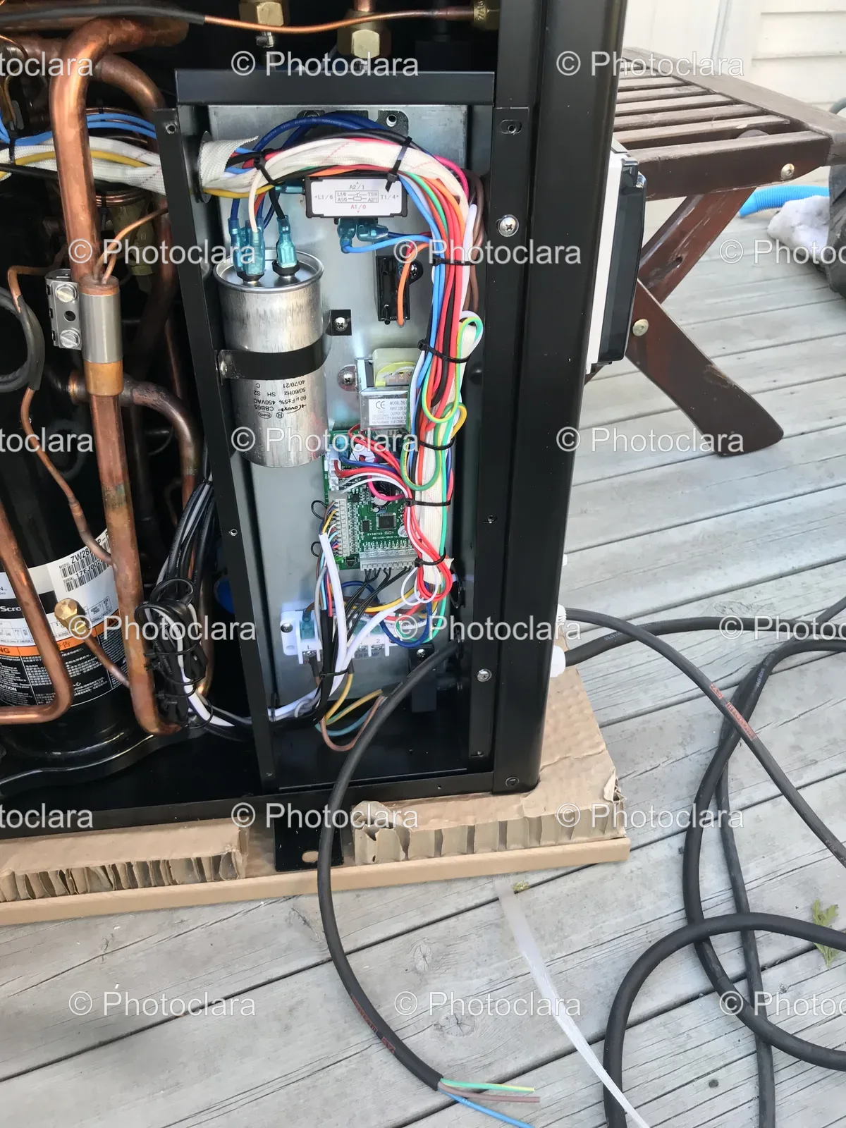 Complex-Electronic-Wiring-Close-Up.jpg