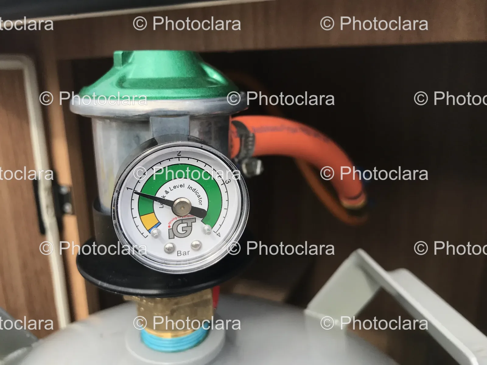 gas-cylinder-gauge.jpg
