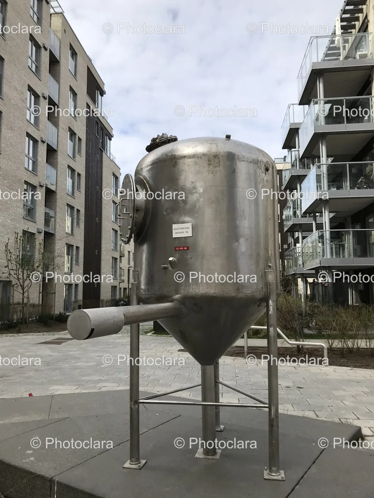 large-metal-container-courtyard.jpg