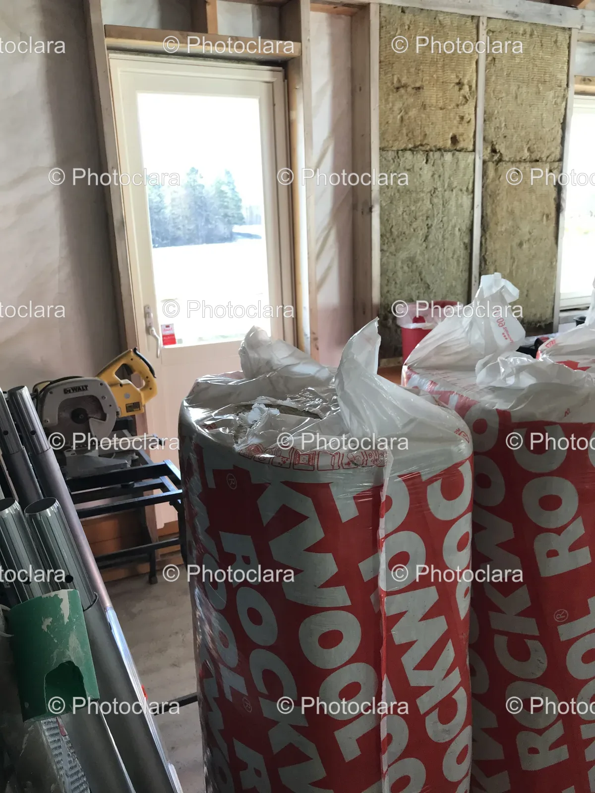 large-red-white-paper-rolls-room.jpg