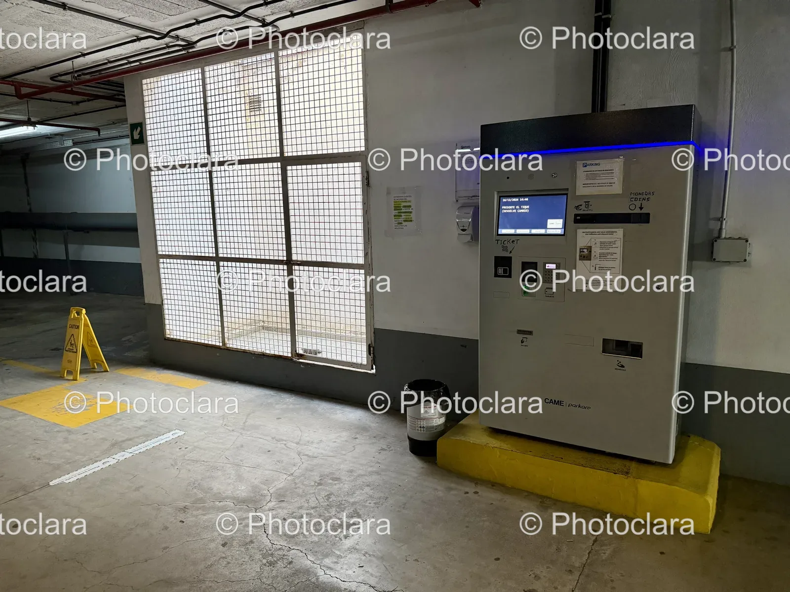 Parking-Garage-Ticket-Machine.jpg