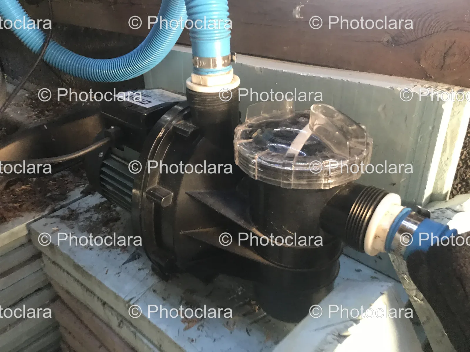 Outdoor-Water-Pump-with-Protective-Cover.jpg