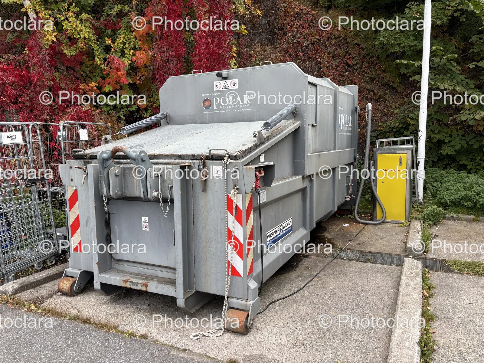 Large-Grey-Garbage-Container.jpg