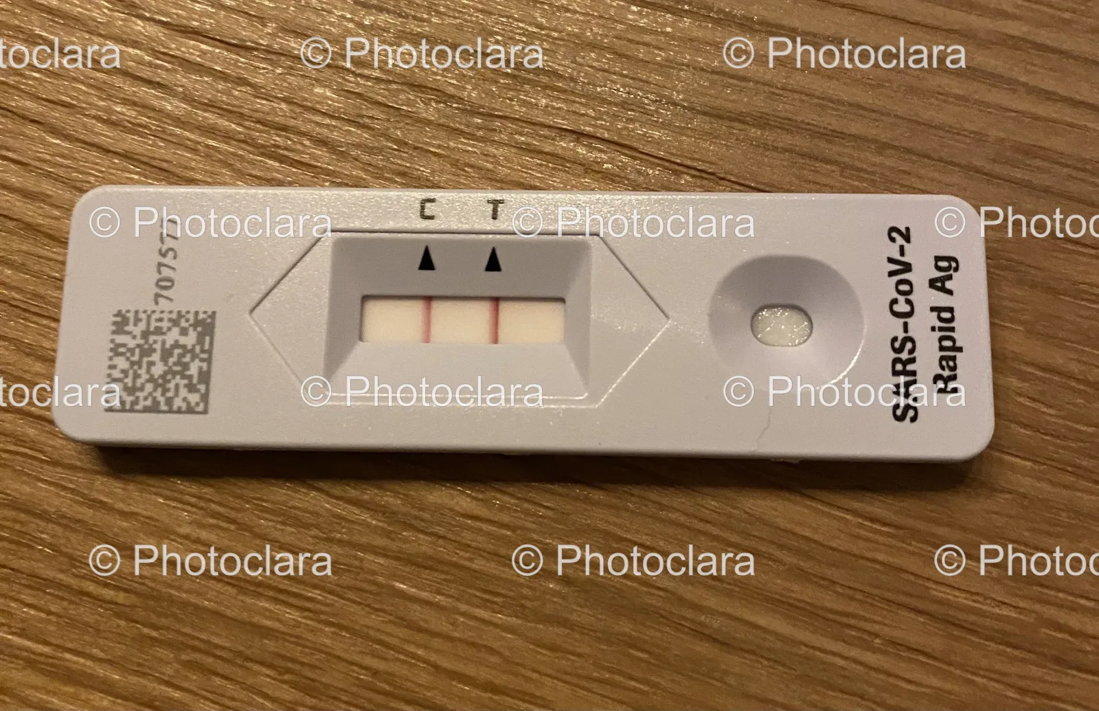 White-Rectangular-SARS-COV-2-Rapid-Ag-Test-with-Red-Line.jpg