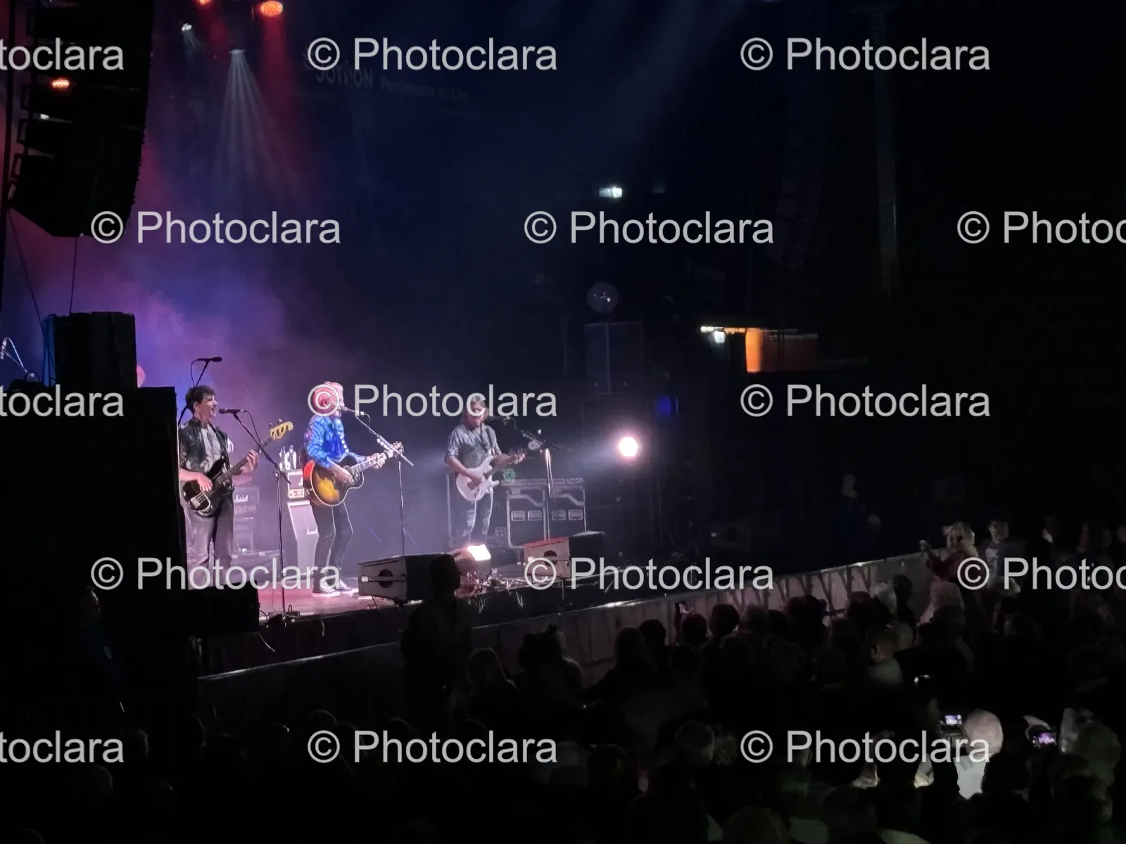 musicians-performing-on-stage.jpg