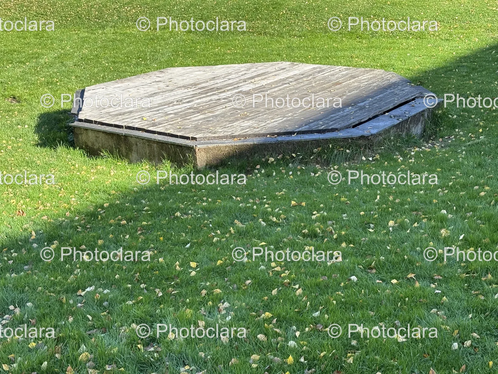 hexagon-shaped-concrete-platform-in-grassy-area.jpg