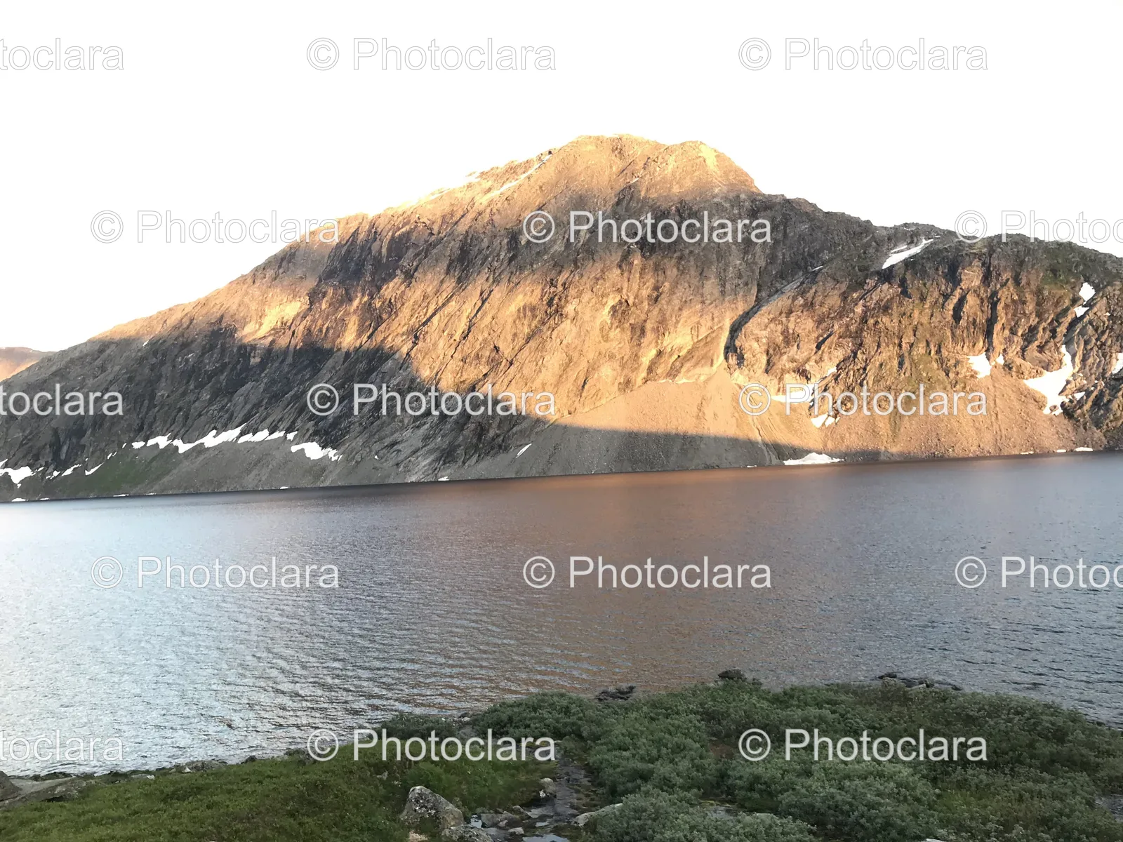 Mountain-in-the-Water.jpg