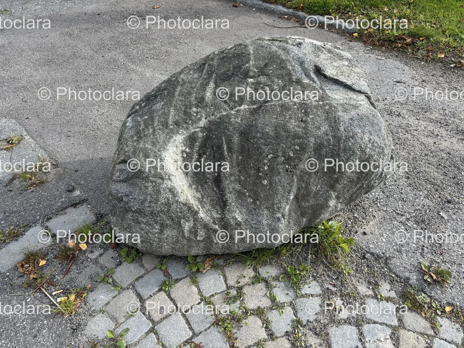 large-rock-on-a-road.jpg