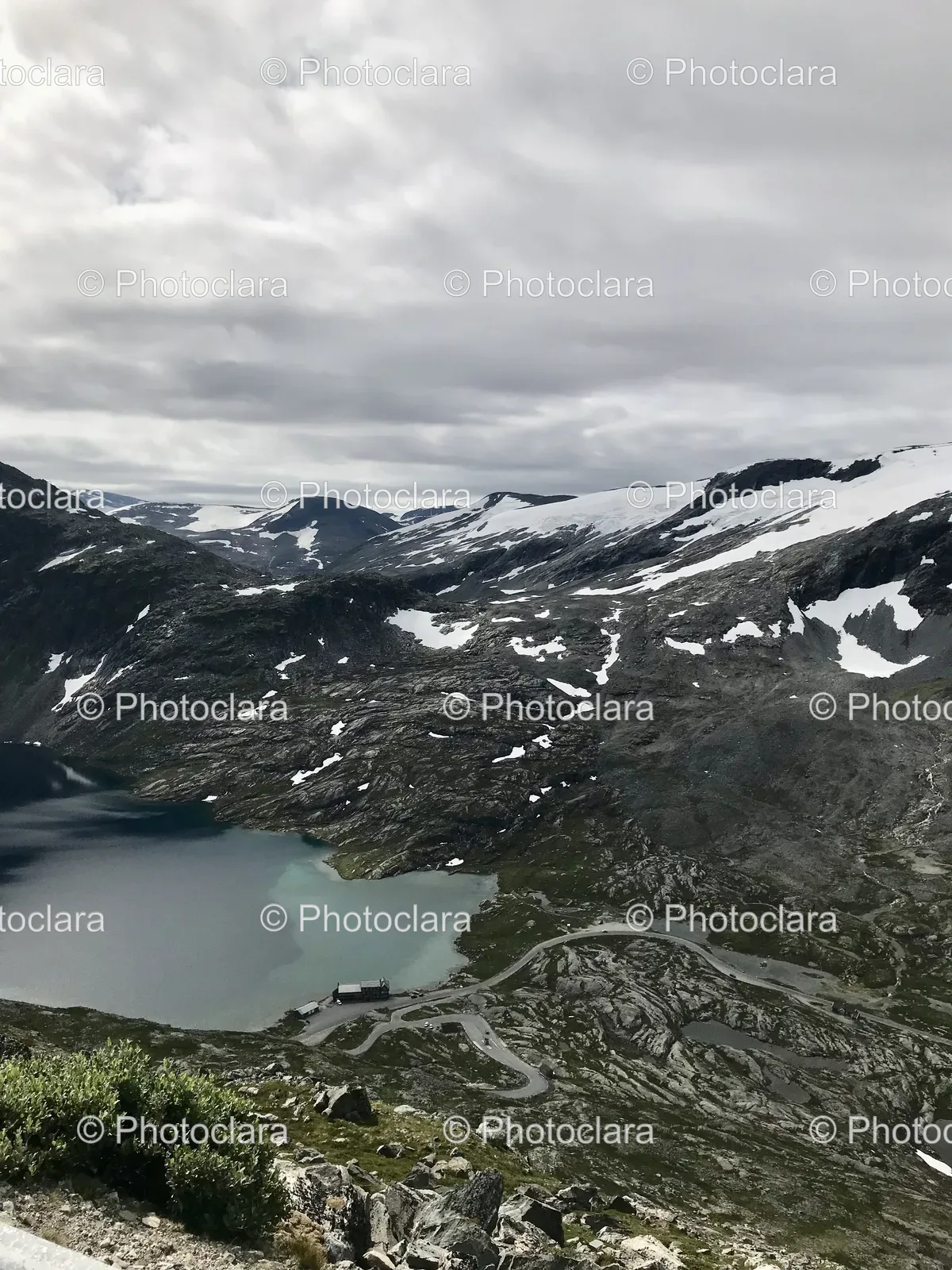 serene-lake-mountains.jpg
