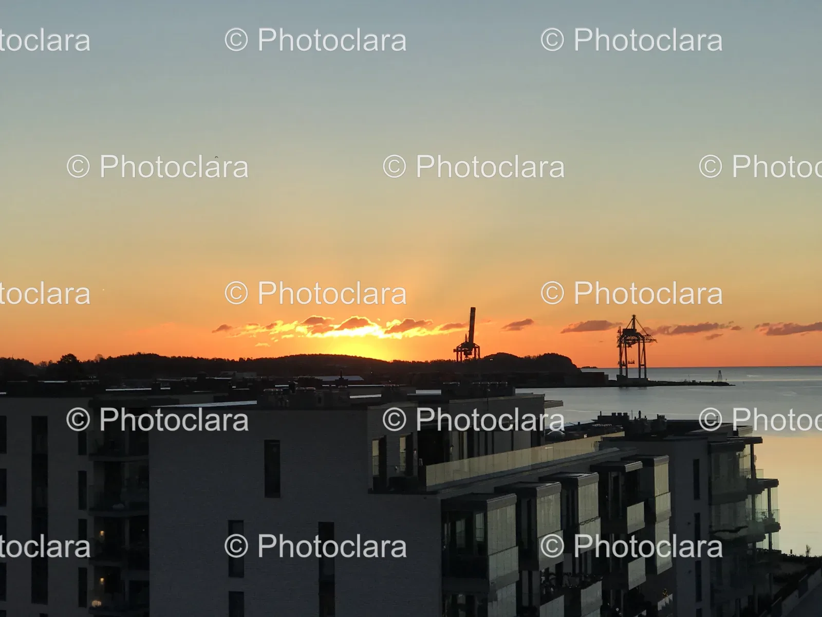sunset-over-the-city.jpg