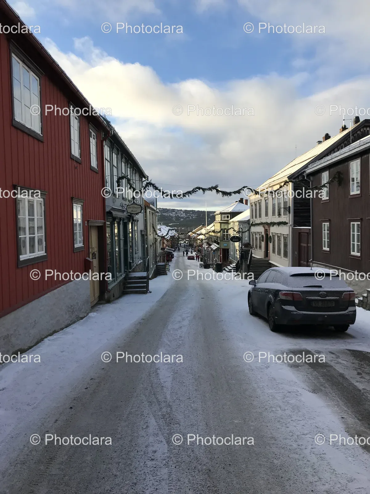 snowy-urban-street.jpg